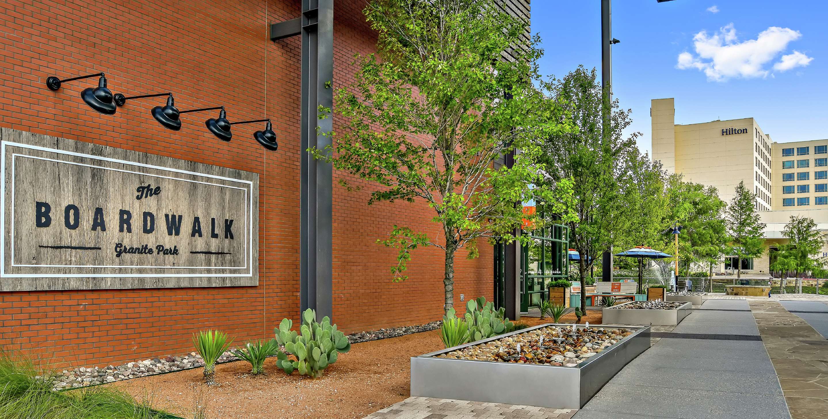 Exterior | Hilton Dallas/Plano Granite Park