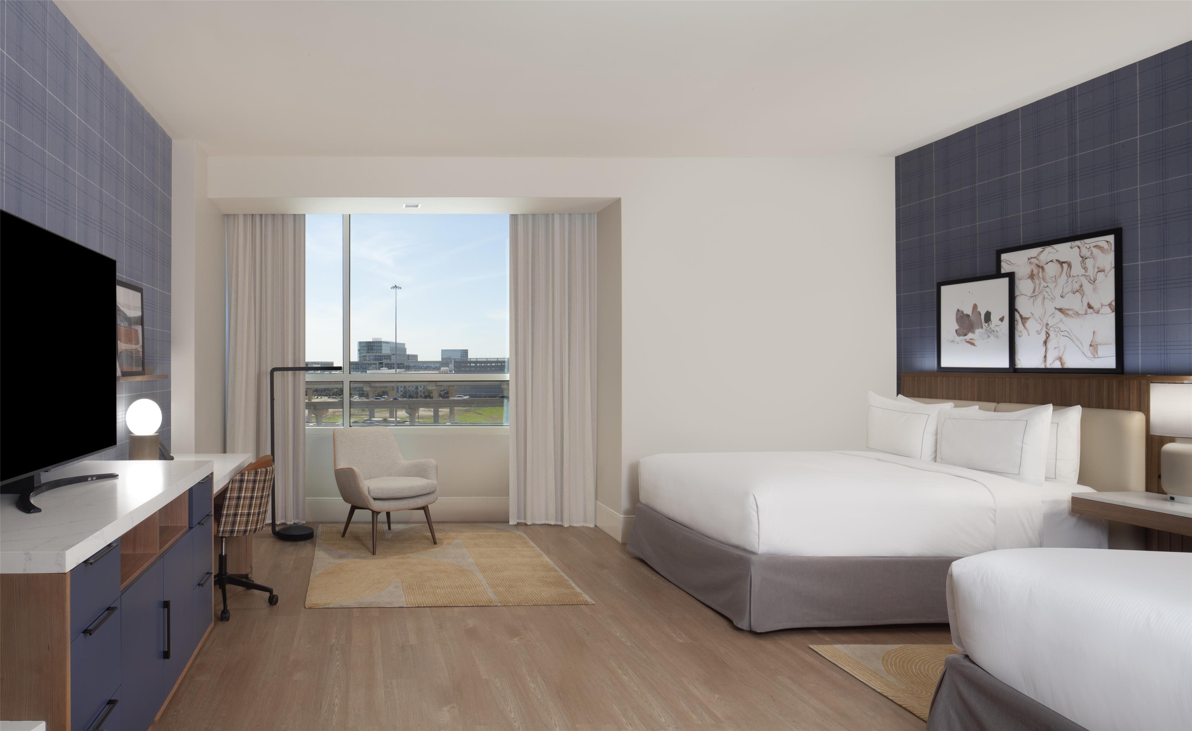 Hilton Dallas/Plano Granite Park Room Type - 2QN MOB HEARNG ACC TUB