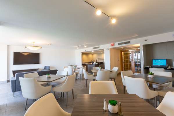 Restaurant - DoubleTree by Hilton Hotel Richardson