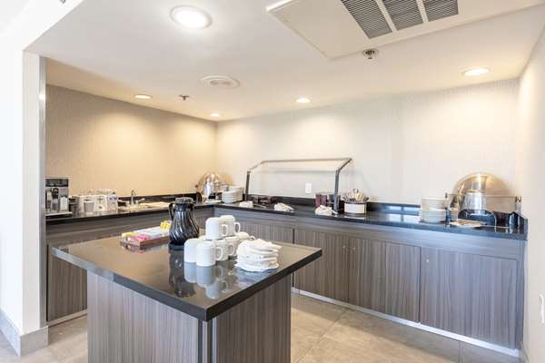 Amenities - DoubleTree by Hilton Hotel Richardson