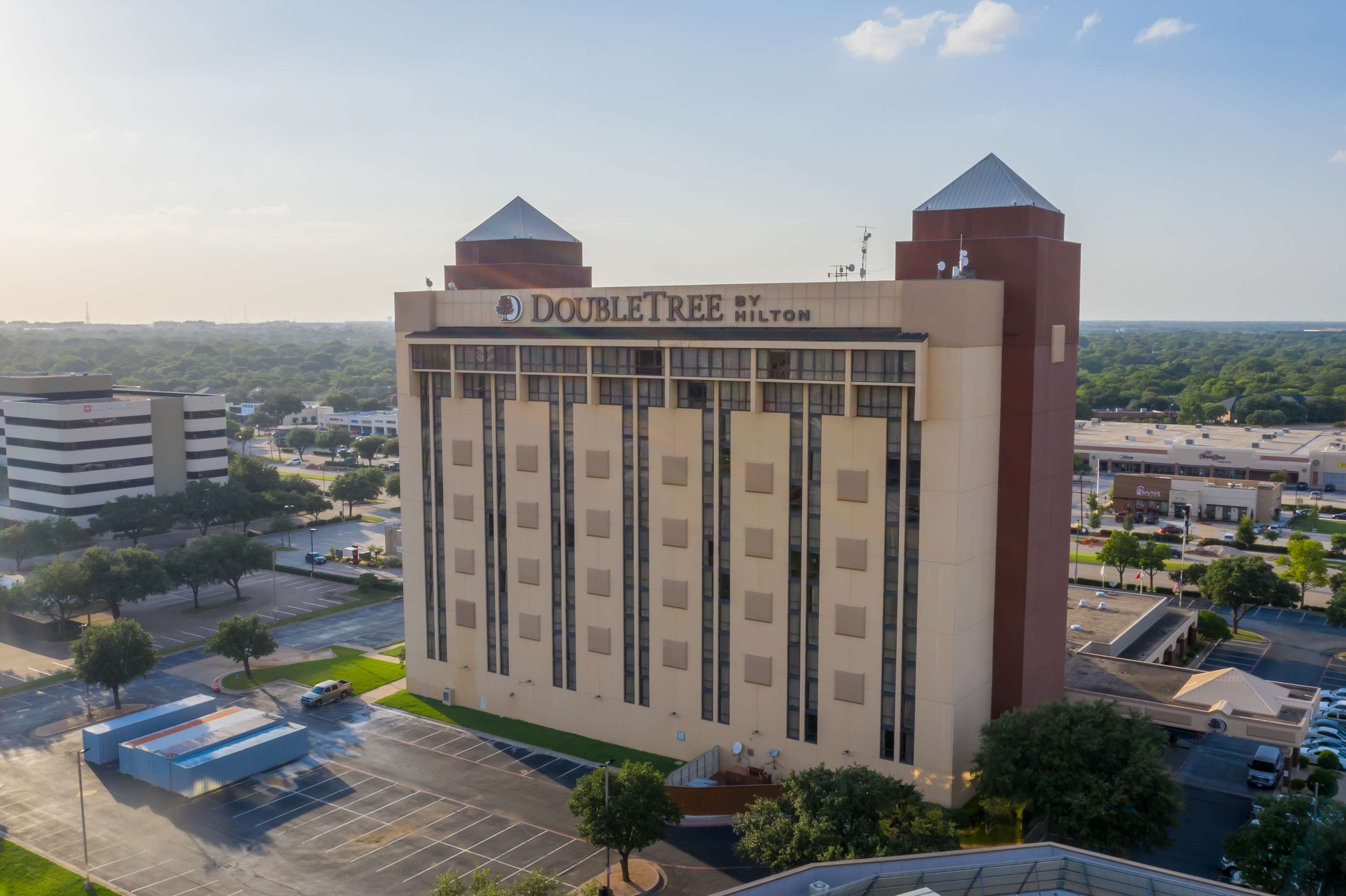 Exterior | DoubleTree by Hilton Dallas - Richardson