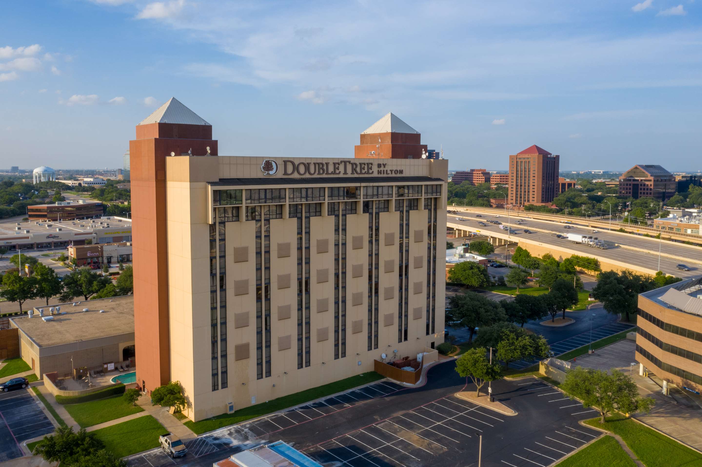 Exterior | DoubleTree by Hilton Dallas - Richardson