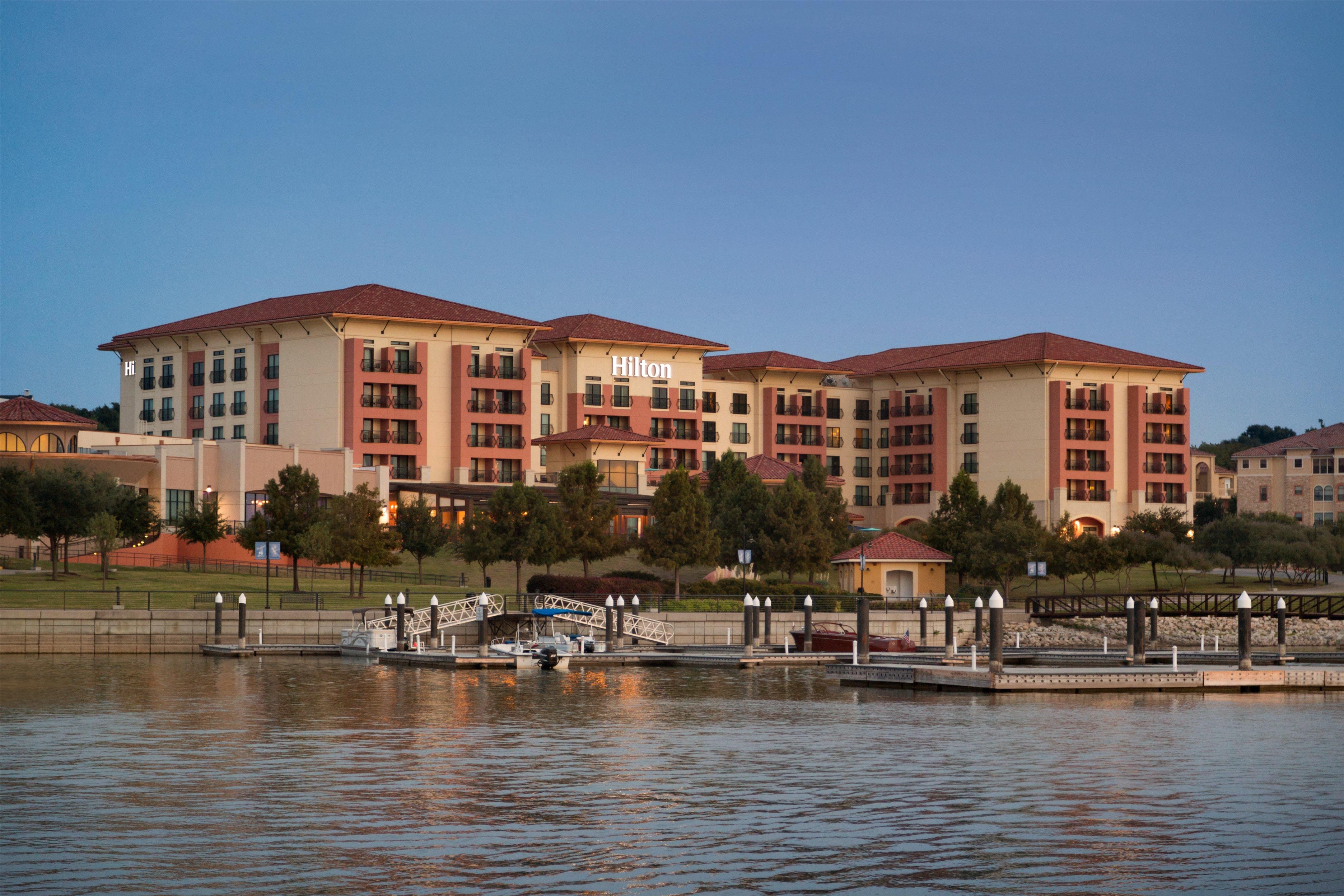 Exterior | Hilton Dallas/Rockwall Lakefront