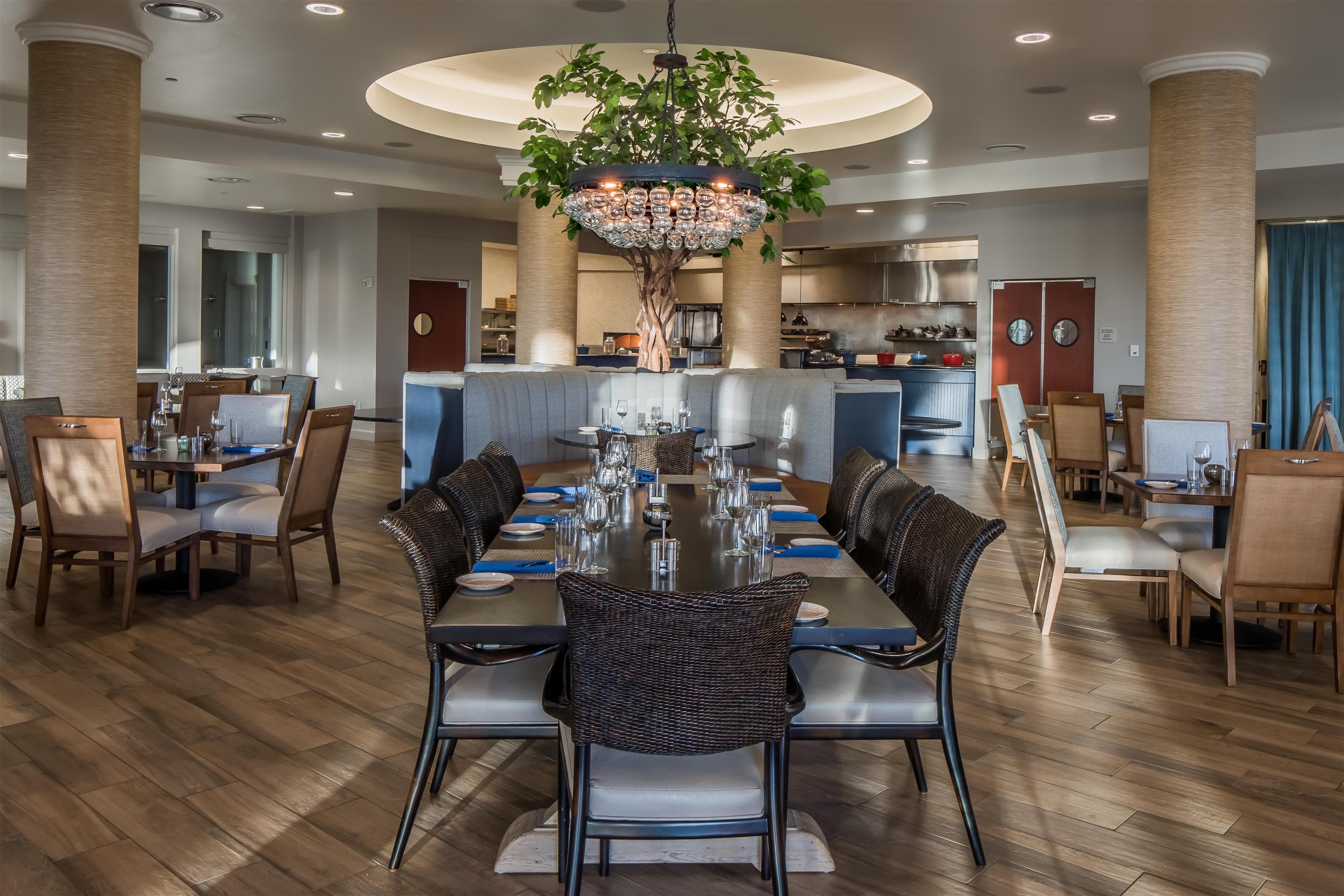 Restaurant | Hilton Dallas/Rockwall Lakefront