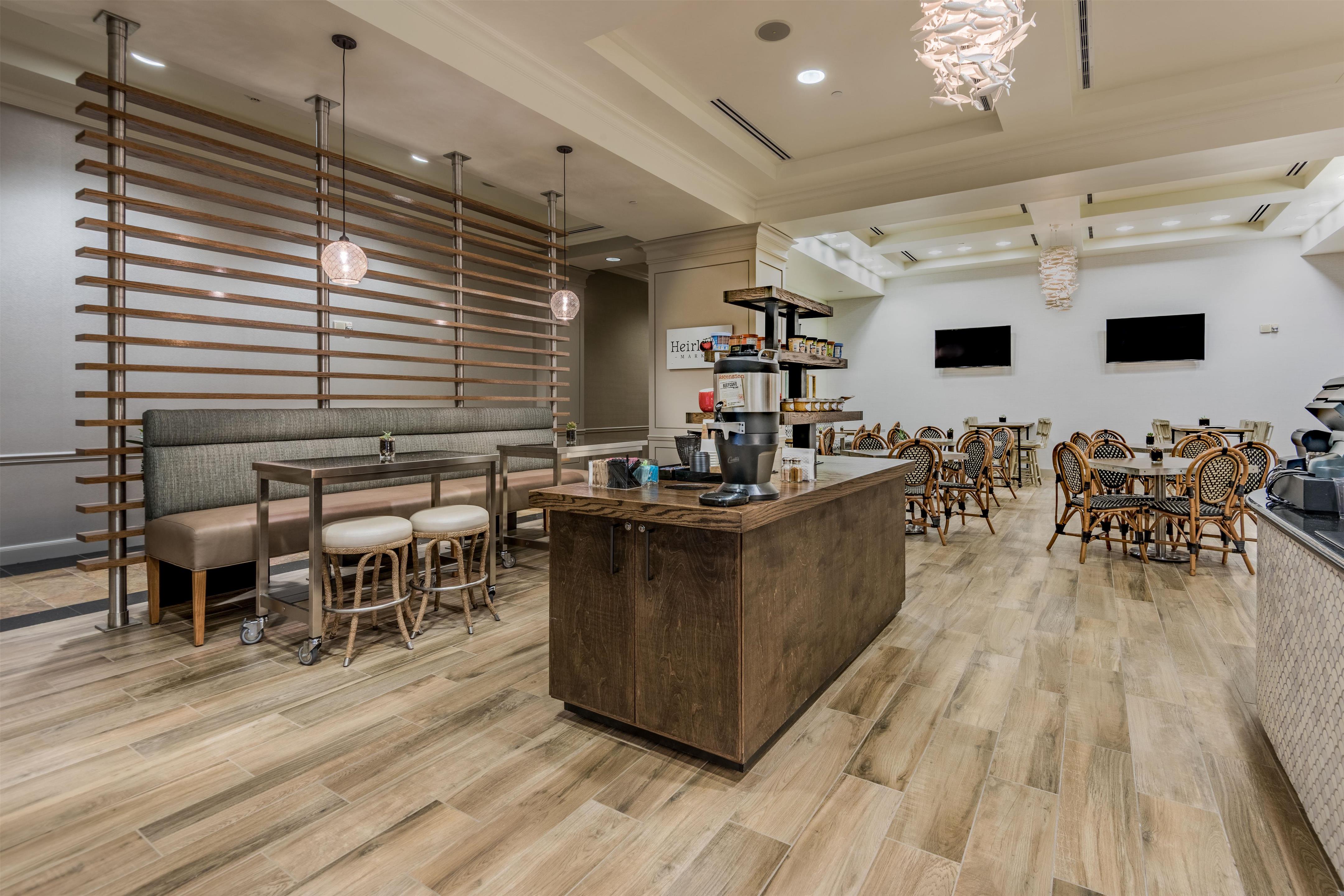 Restaurant | Hilton Dallas/Rockwall Lakefront