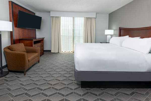  - Embassy Suites Park Central Dallas