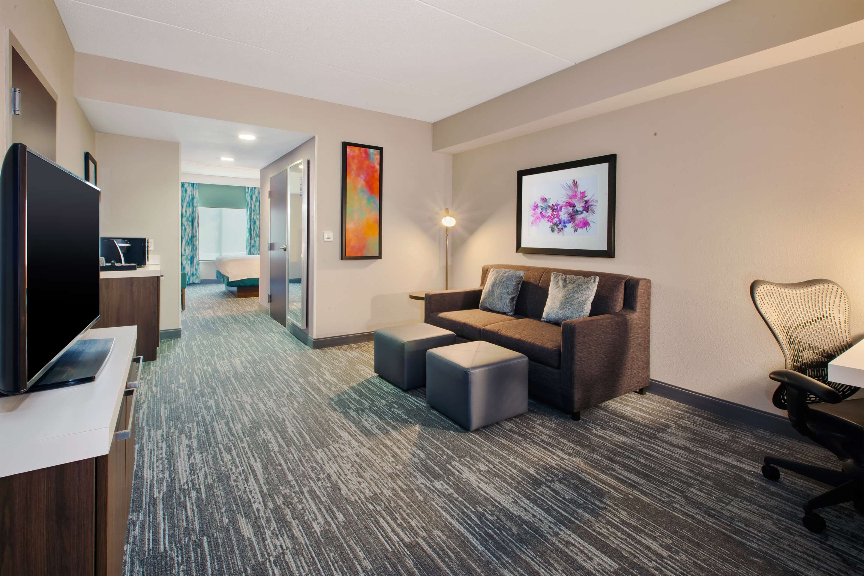 Guest room