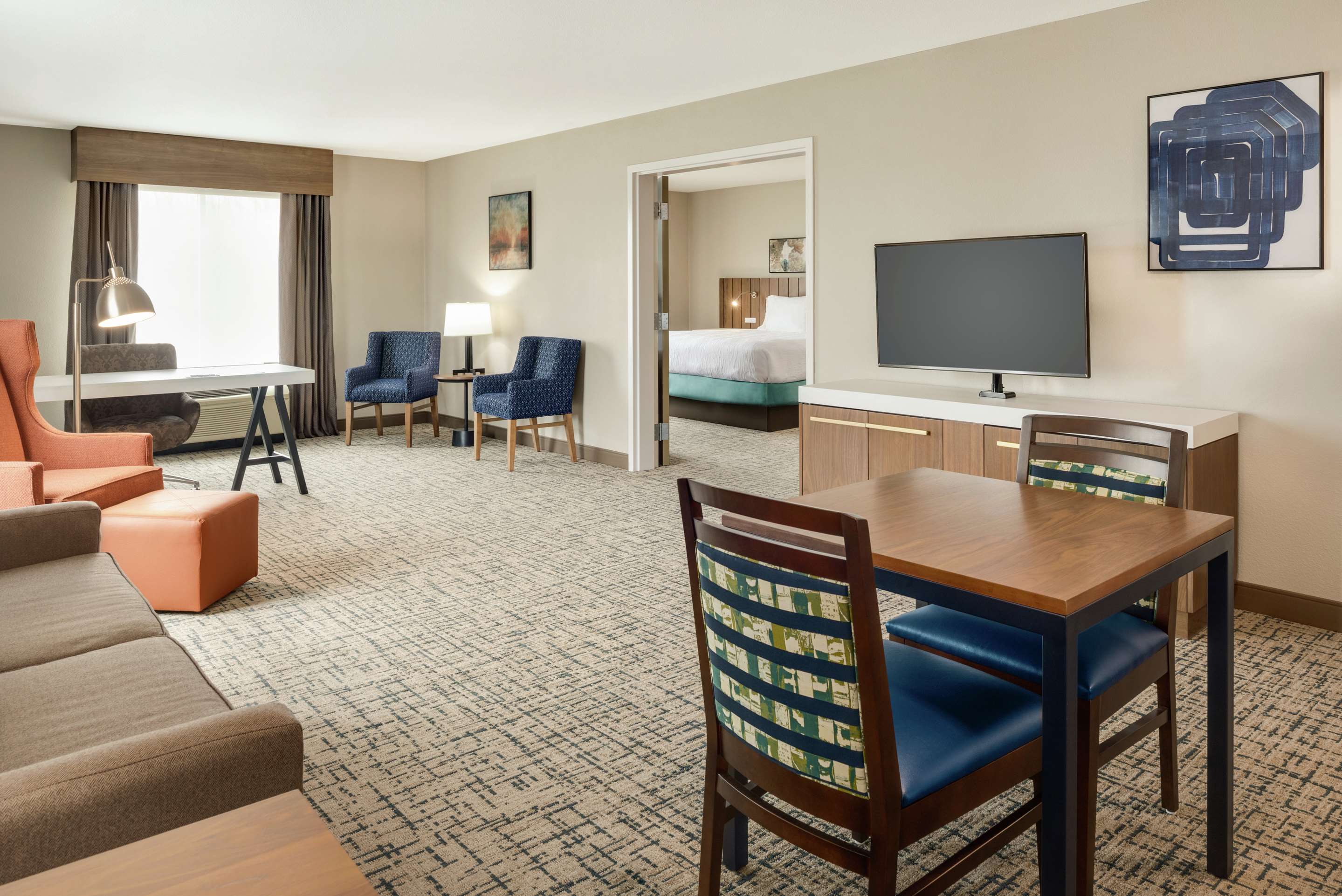 Guest room