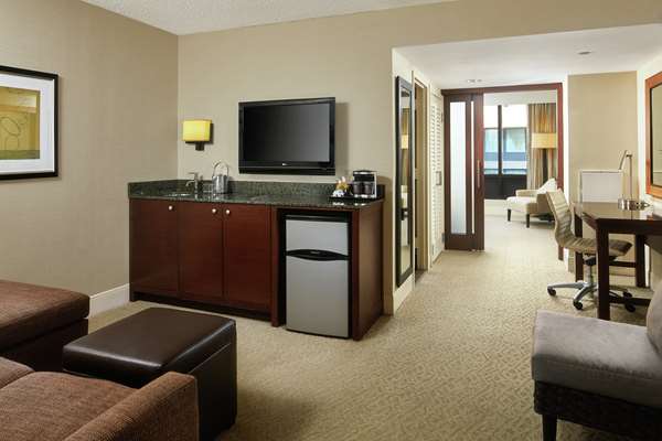  - DoubleTree by Hilton Hotel Arlington