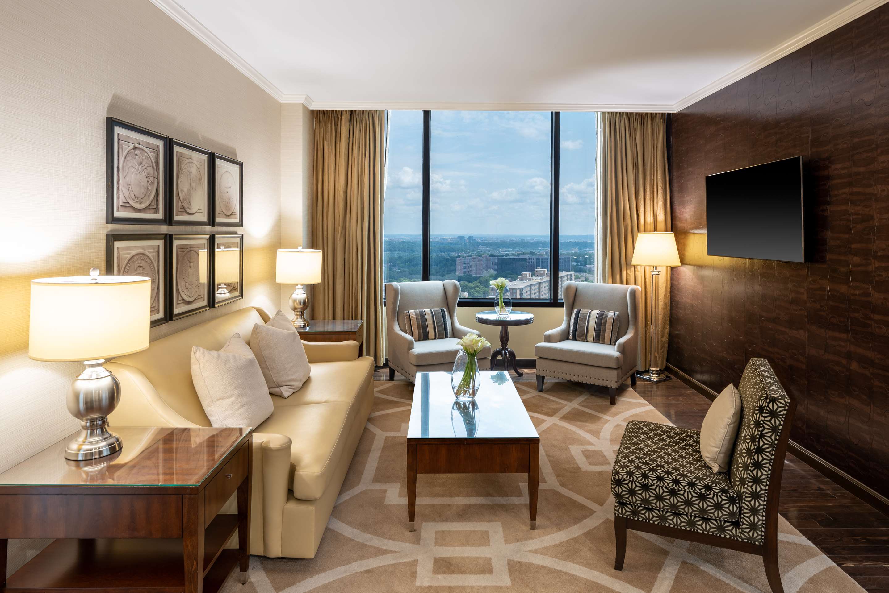 Guest room