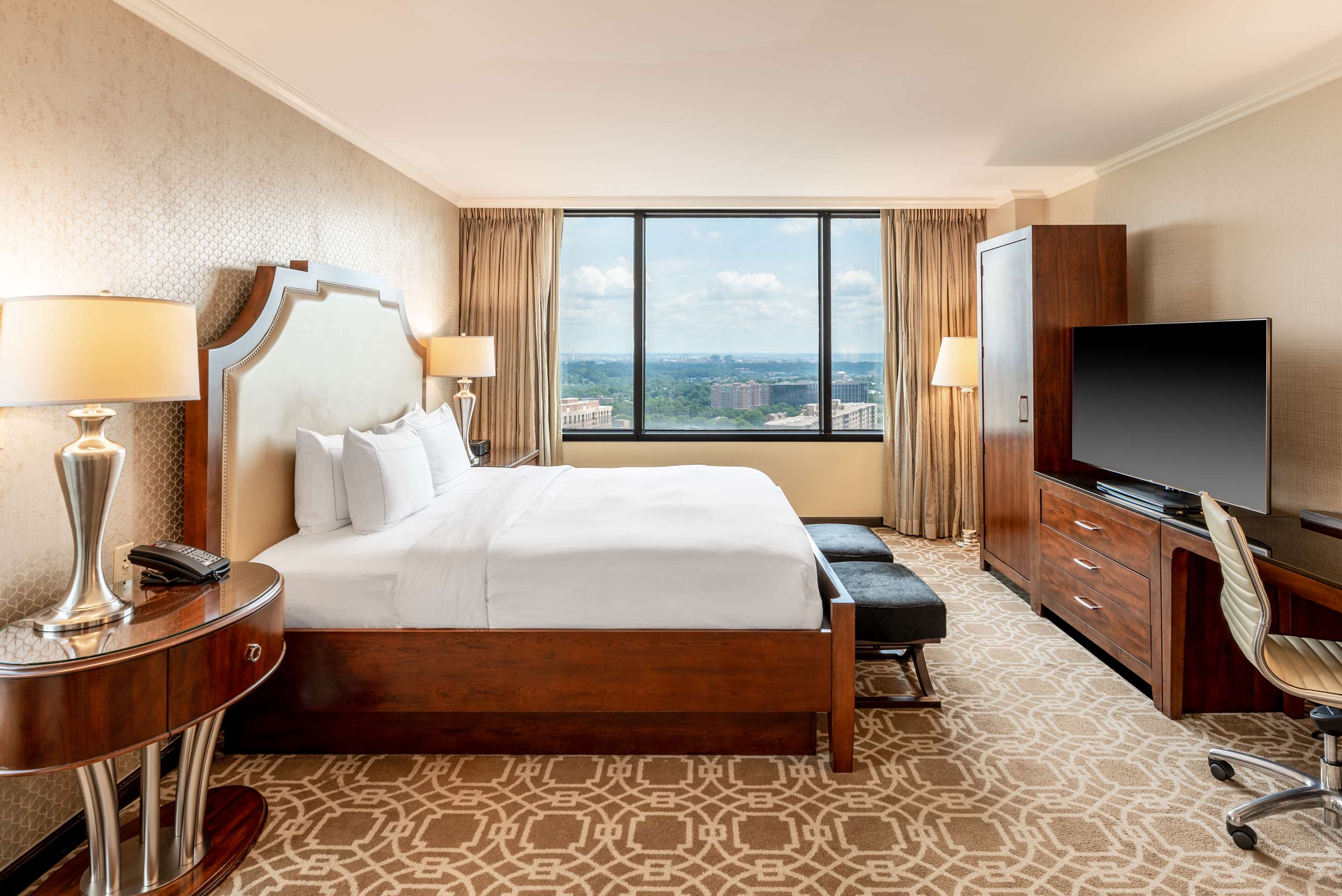 Guest room