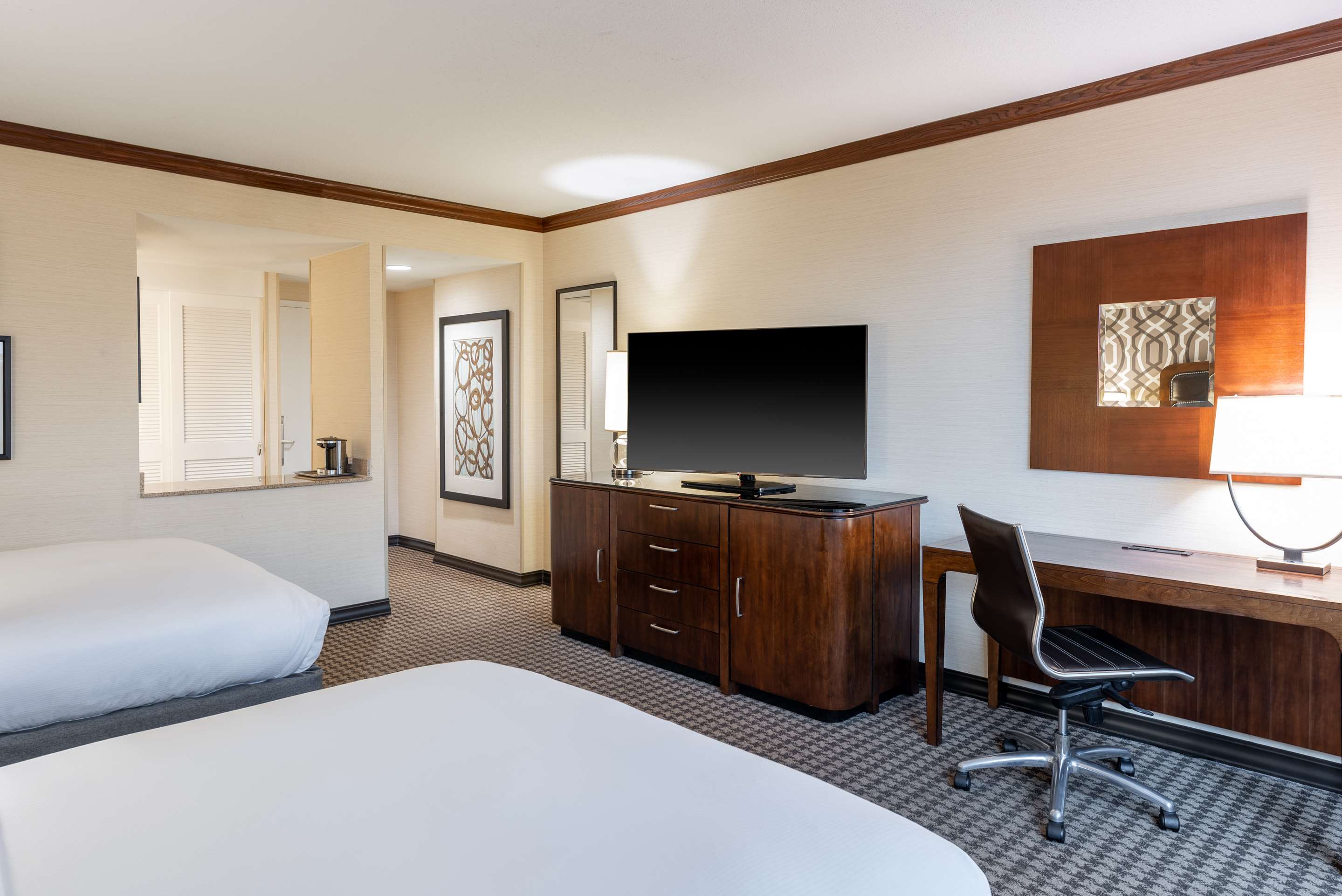 Guest room