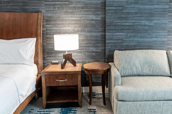  - Hilton Garden Inn Courthouse Plaza Arlington