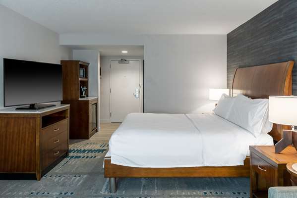  - Hilton Garden Inn Courthouse Plaza Arlington