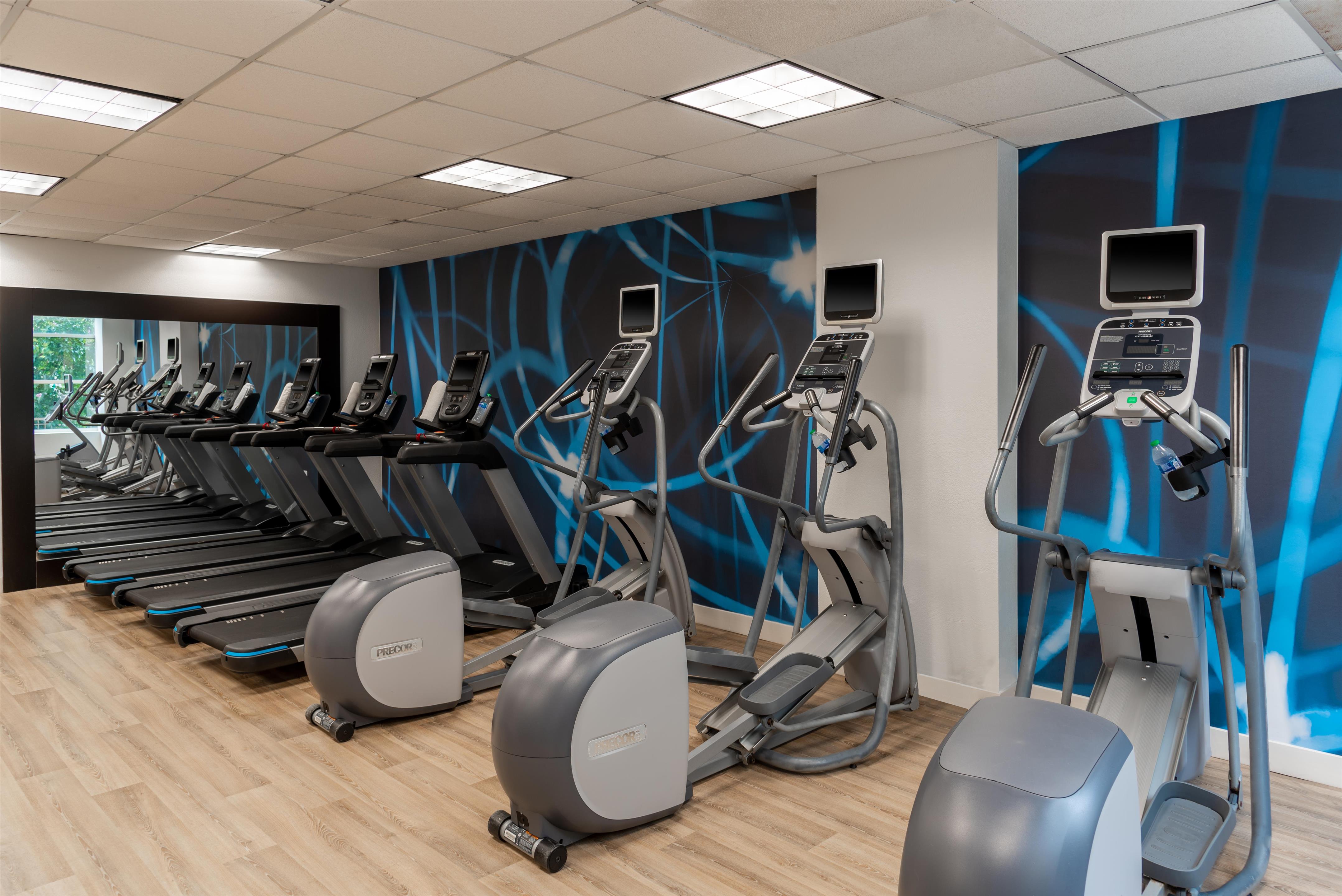 Health club fitness center gym | Hilton Garden Inn Arlington/Courthouse Plaza