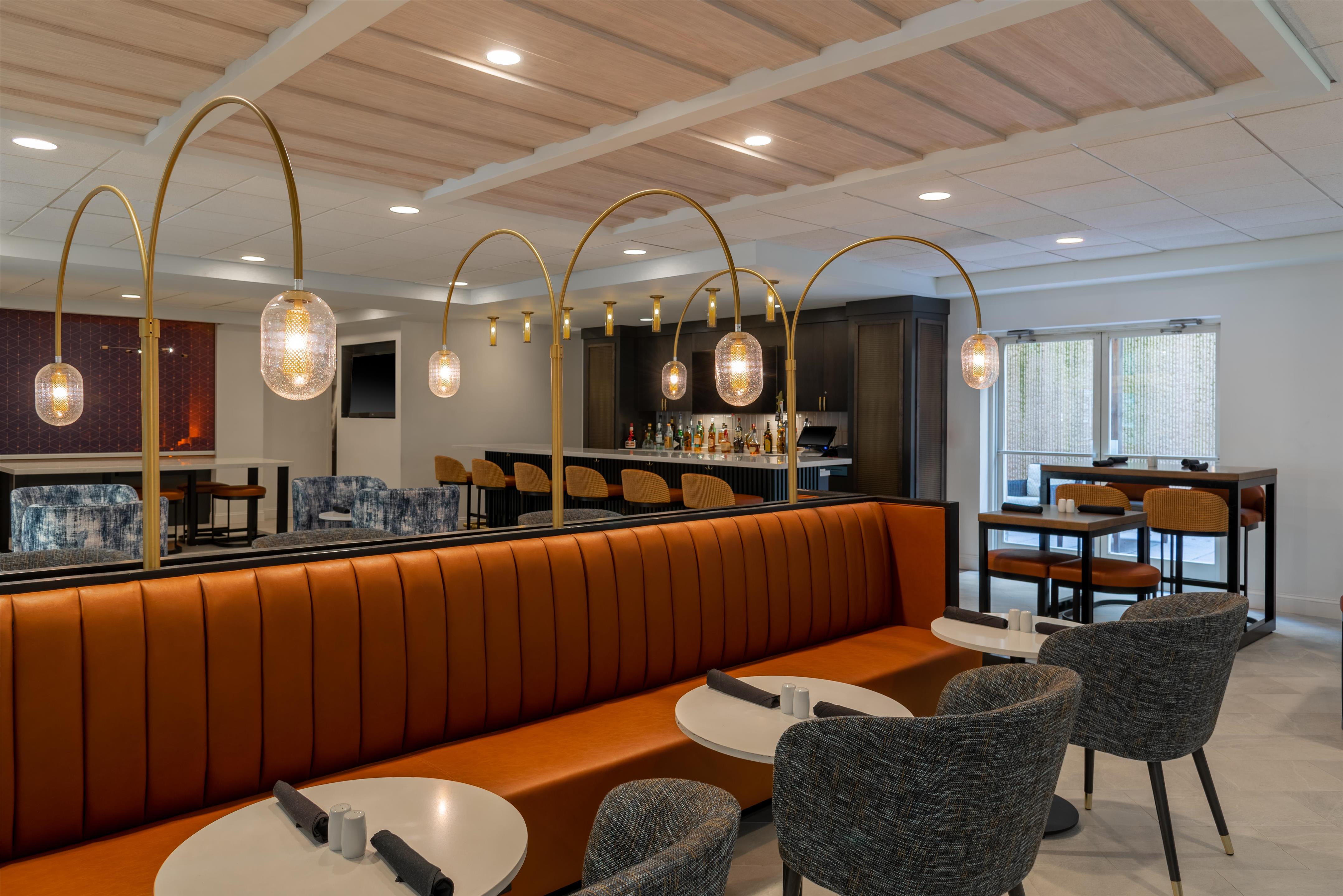 BarLounge | Hilton Garden Inn Arlington/Courthouse Plaza
