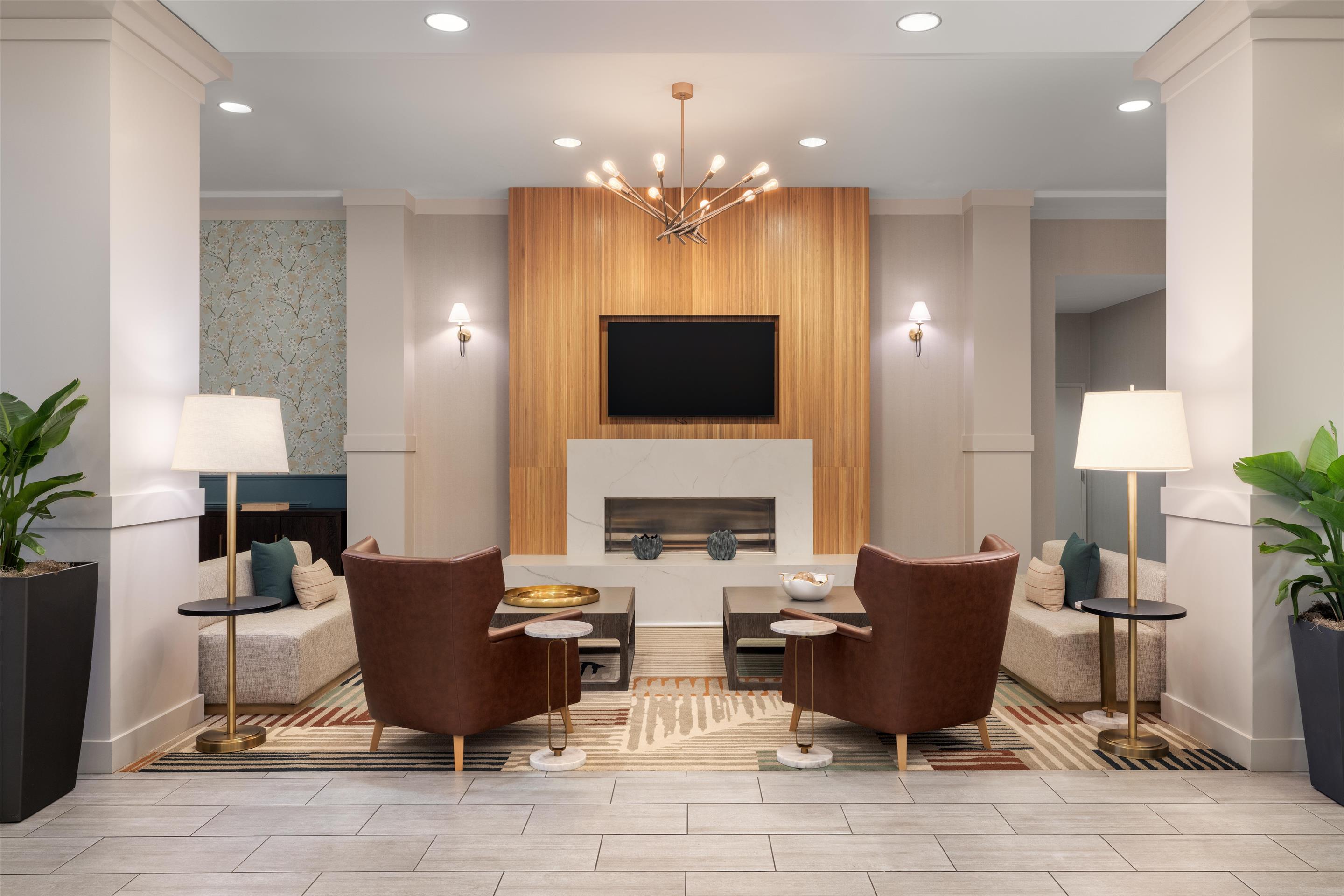 Lobby | Hilton Garden Inn Arlington-Shirlington