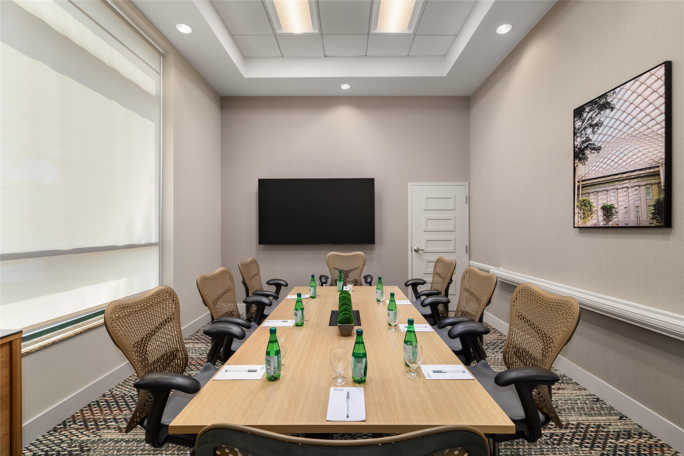 Meeting Room | Hilton Garden Inn Arlington-Shirlington
