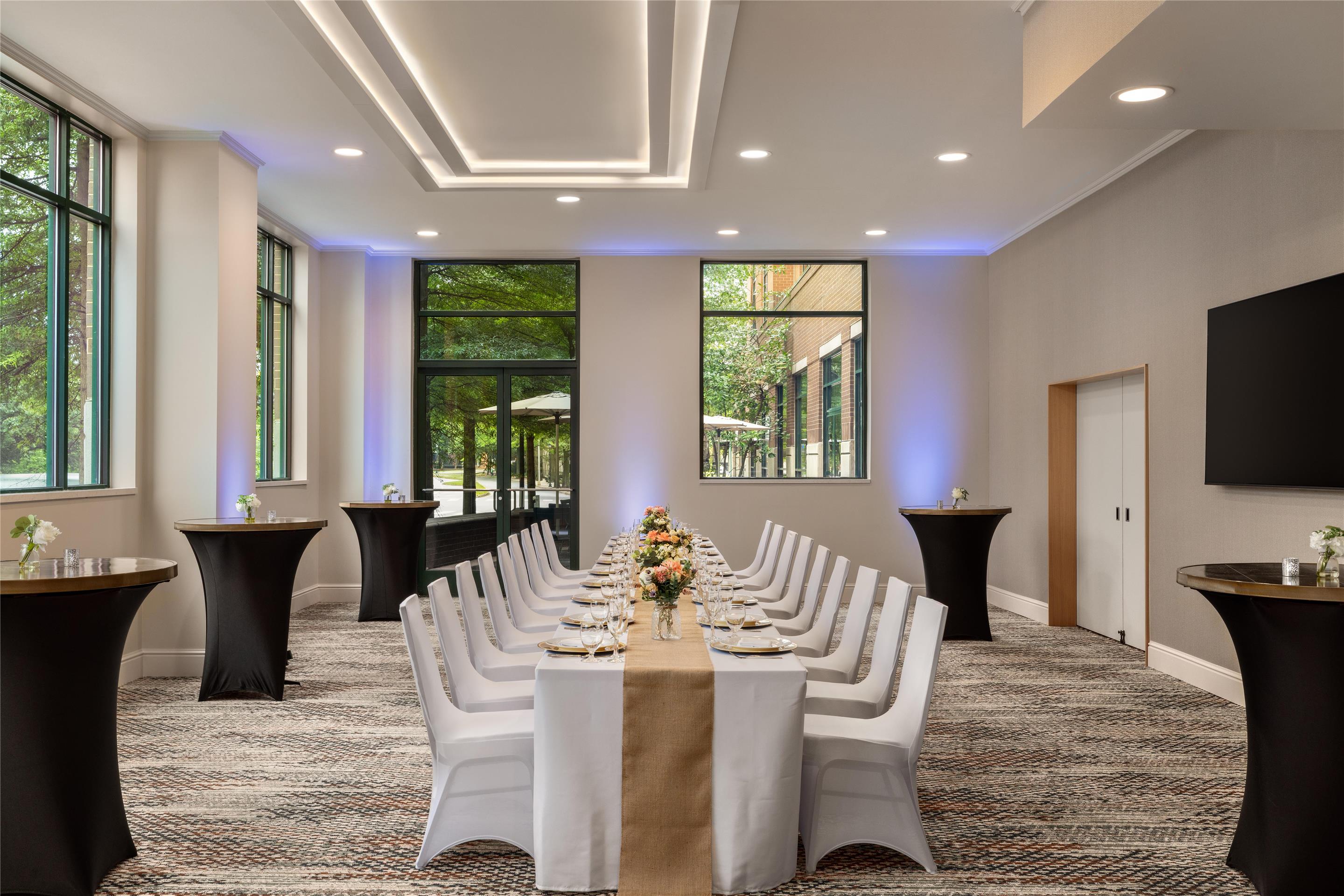 Meeting Room | Hilton Garden Inn Arlington-Shirlington