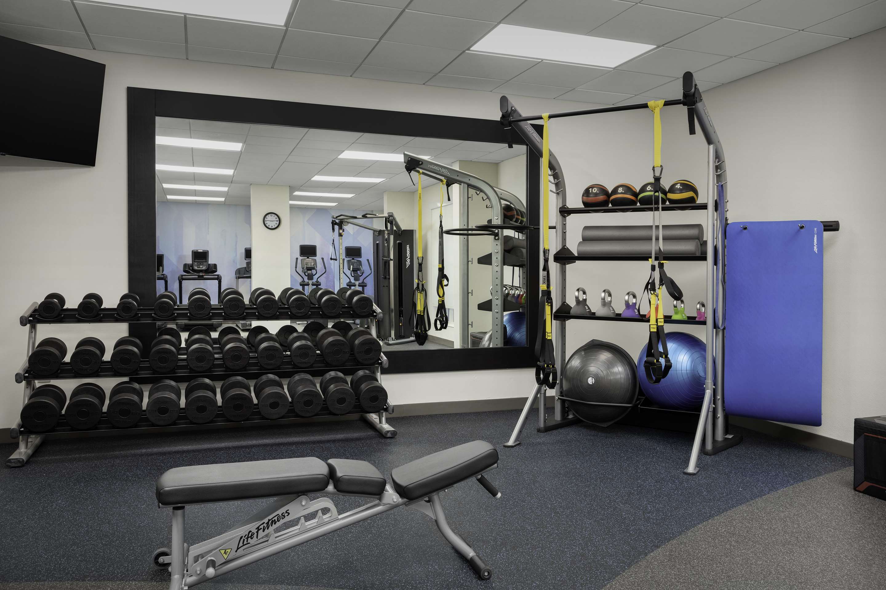 Health club fitness center gym | Hilton Garden Inn Fredericksburg