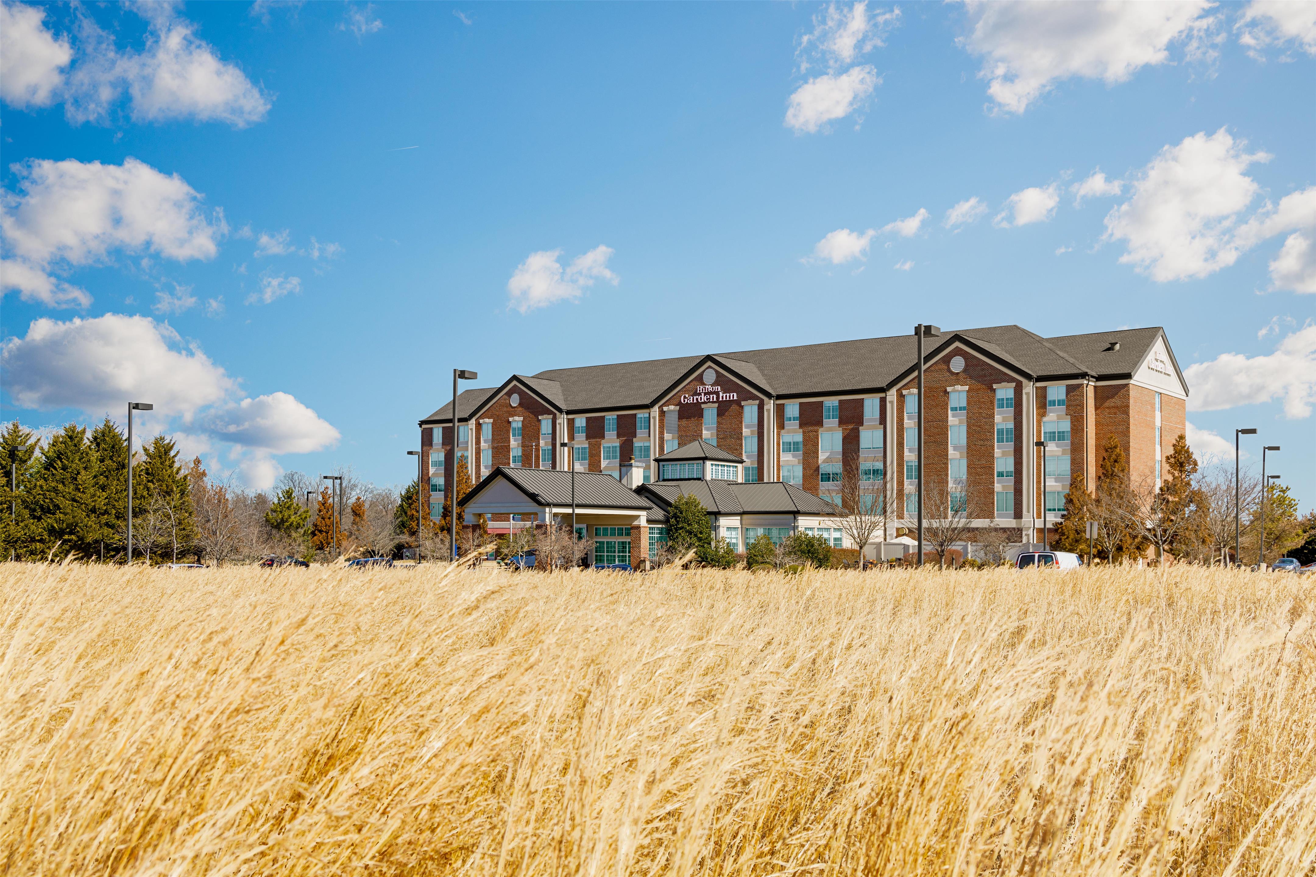 Exterior | Hilton Garden Inn Fredericksburg