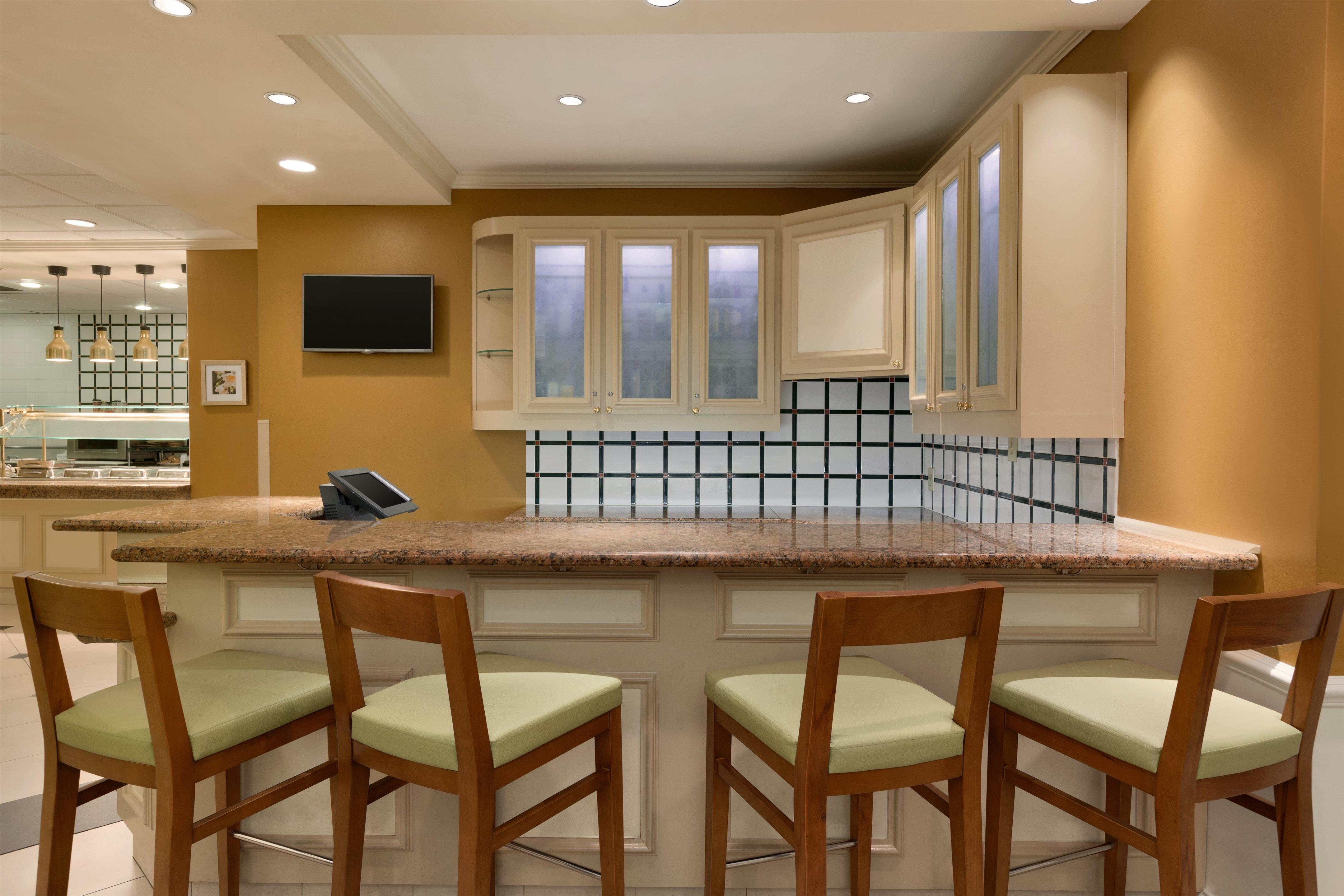 BarLounge | Hilton Garden Inn Fredericksburg