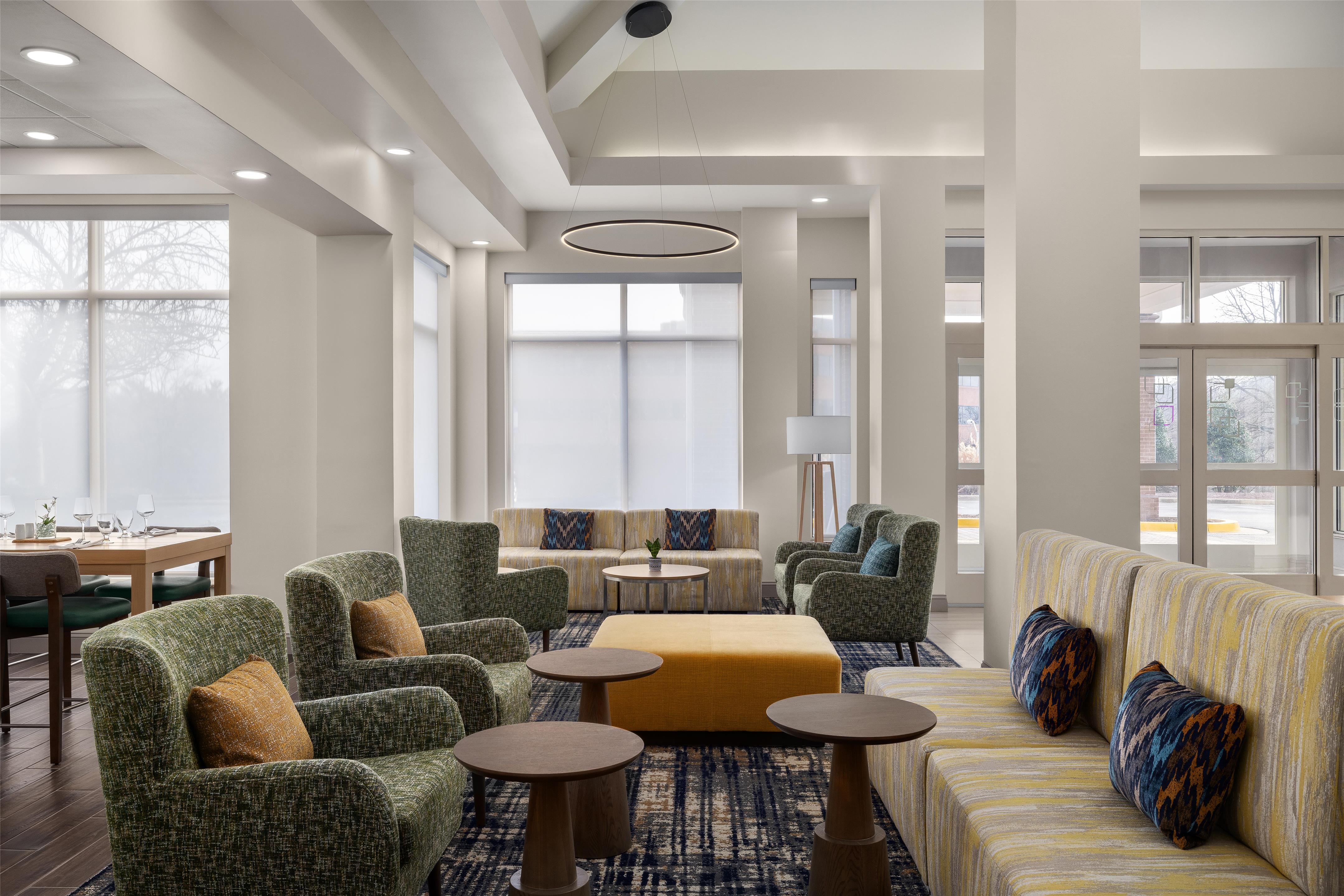 Lobby | Hilton Garden Inn Washington DC/Greenbelt