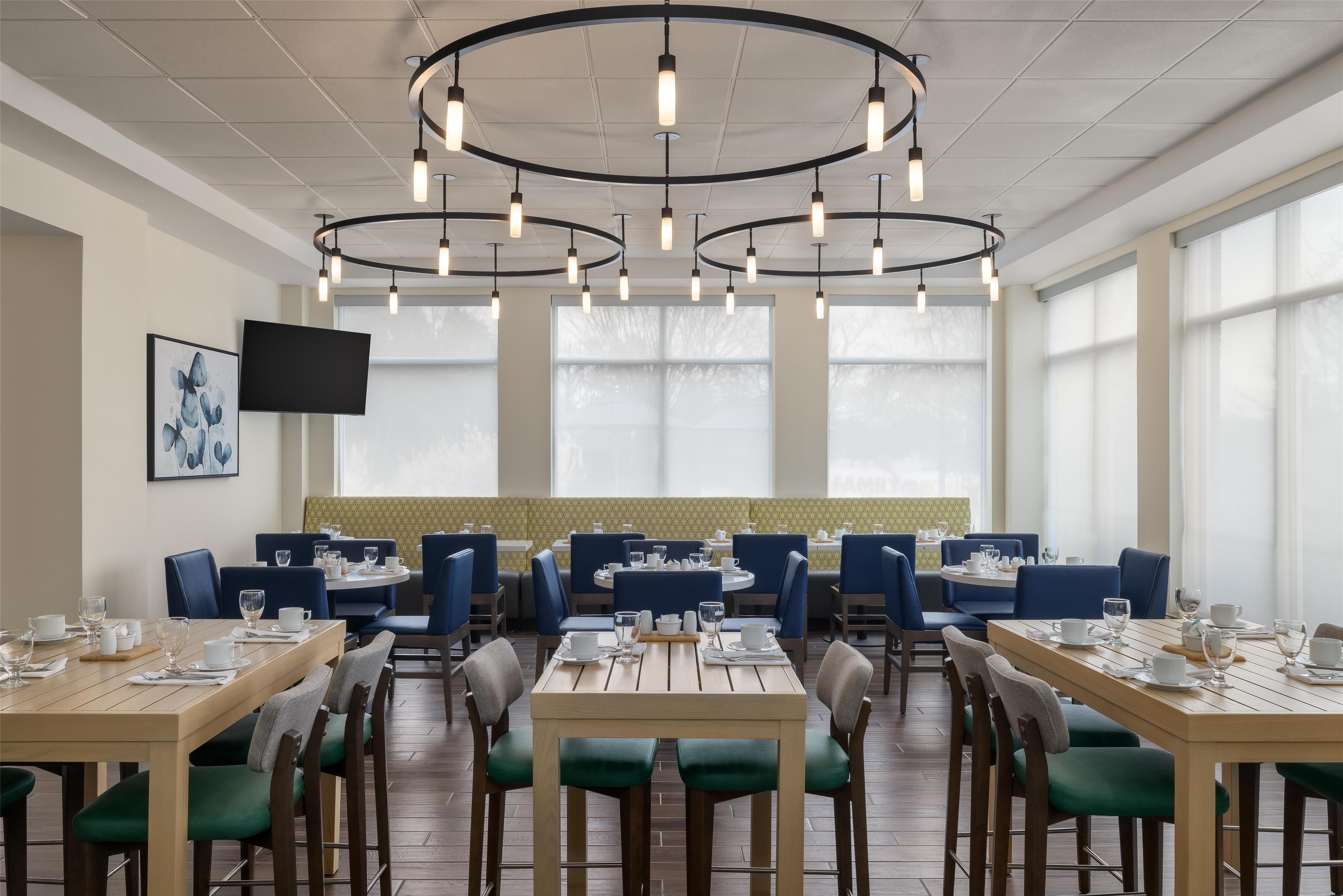 Restaurant | Hilton Garden Inn Washington DC/Greenbelt