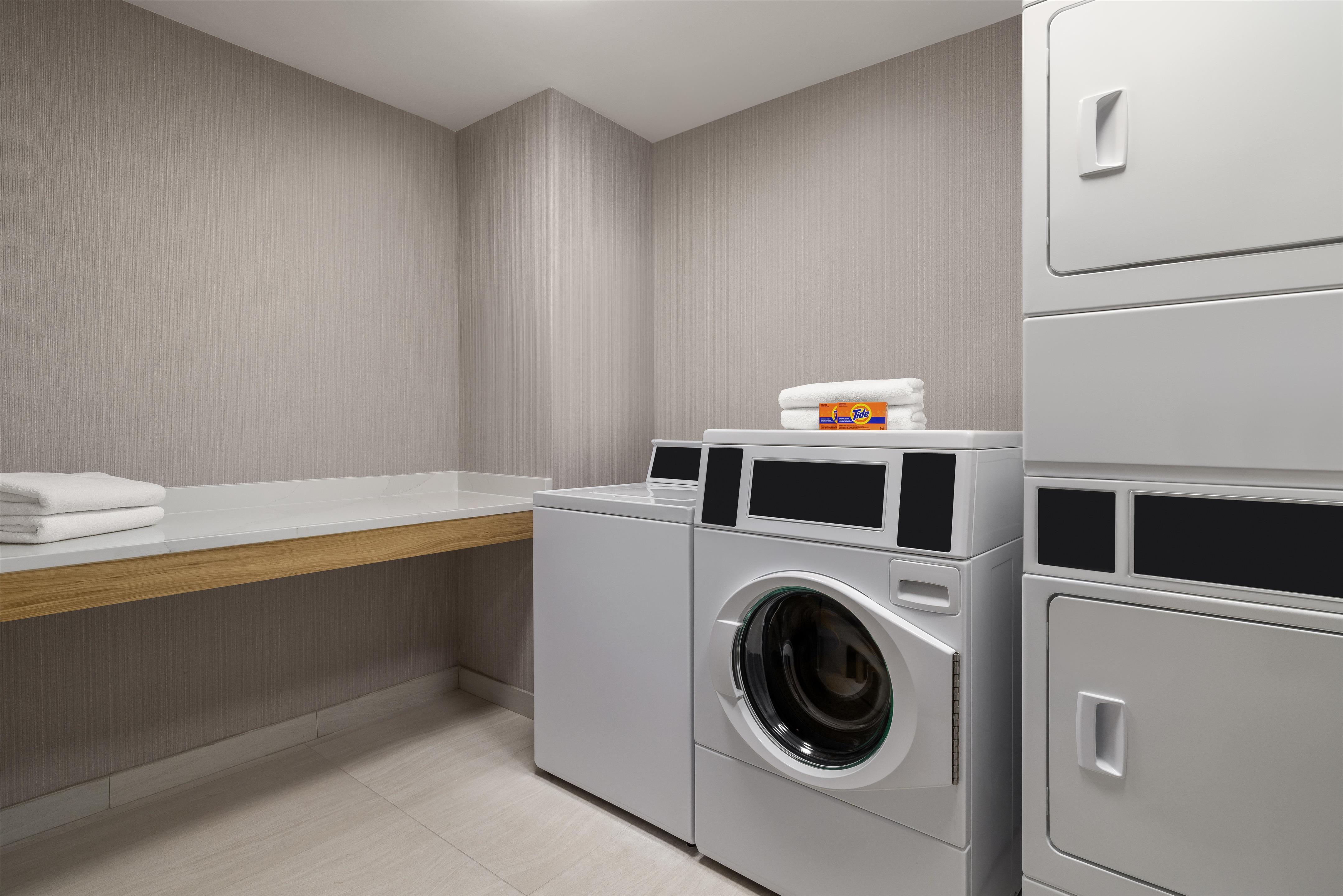 Laundry | Hilton Garden Inn Washington DC/Greenbelt