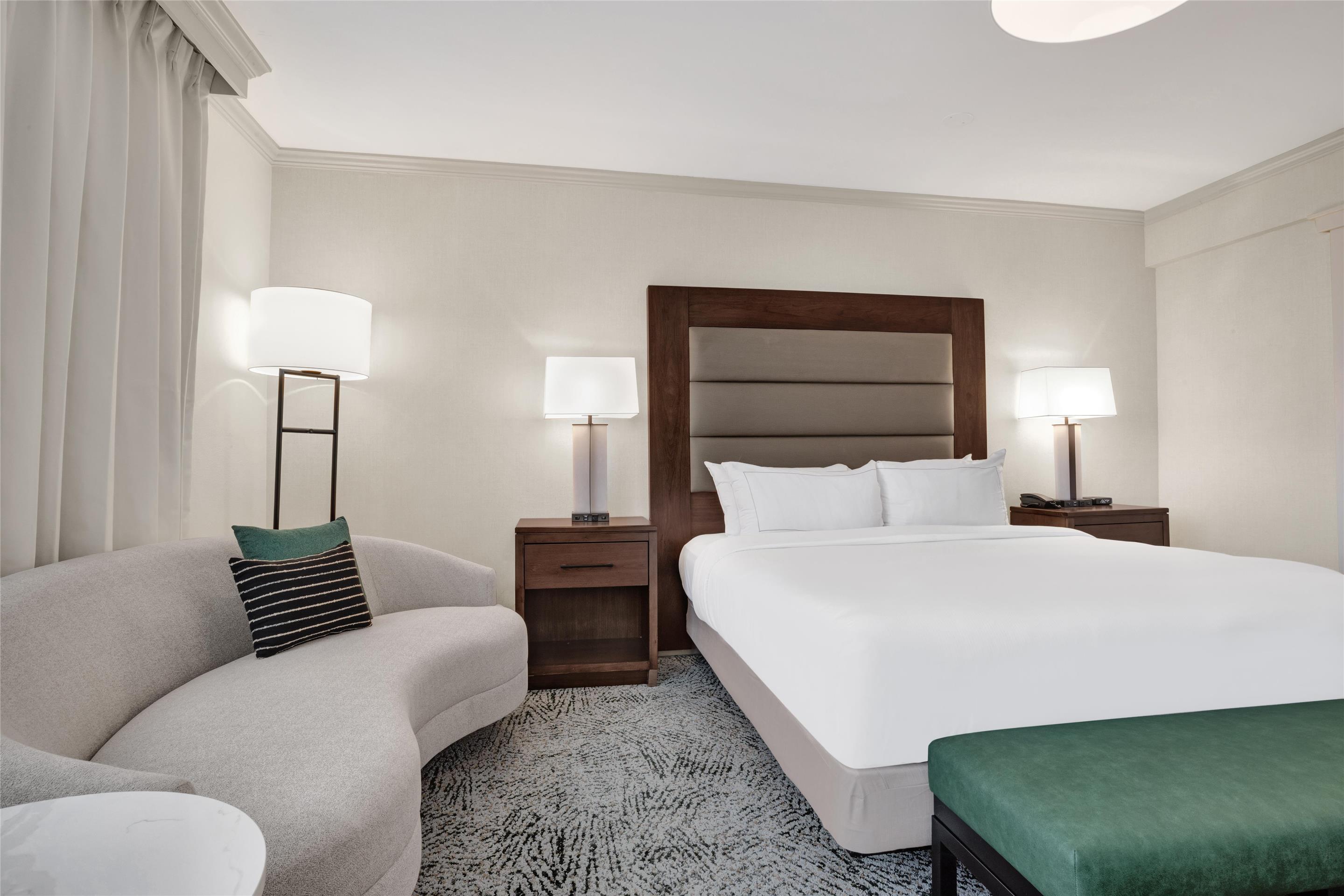 Guest room