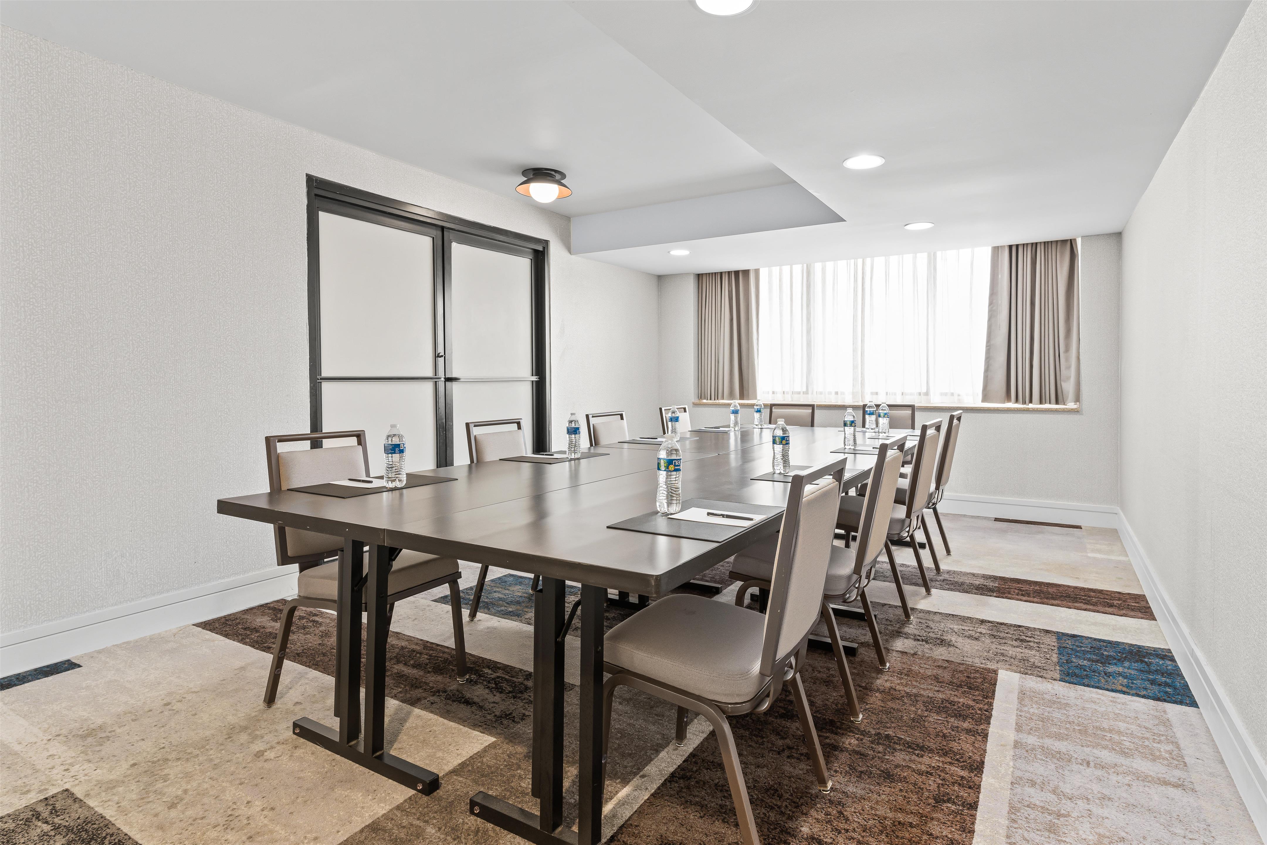 Meeting Room | Hilton Arlington National Landing