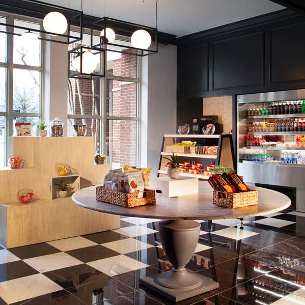 Restaurant - Hilton Hotel Old Town Alexandria - I-95 & I-495, Exit 176B