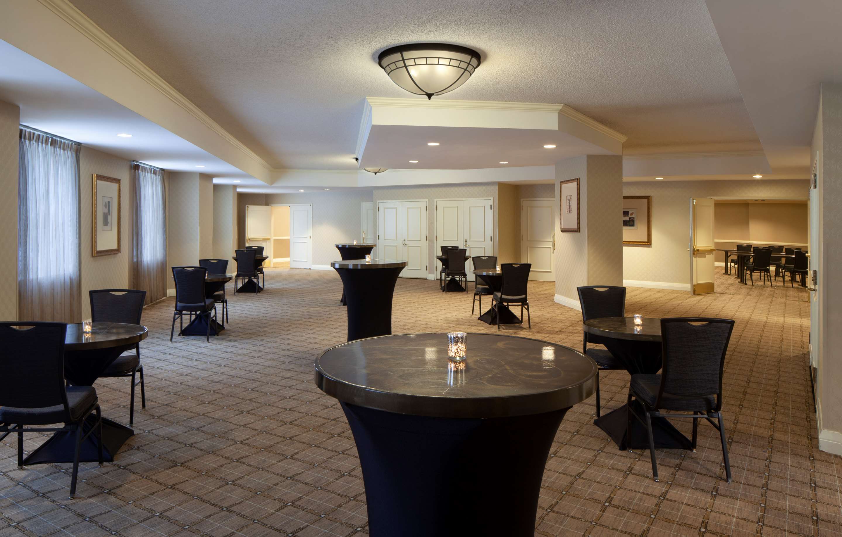 Meeting Room | Hilton Alexandria Old Town