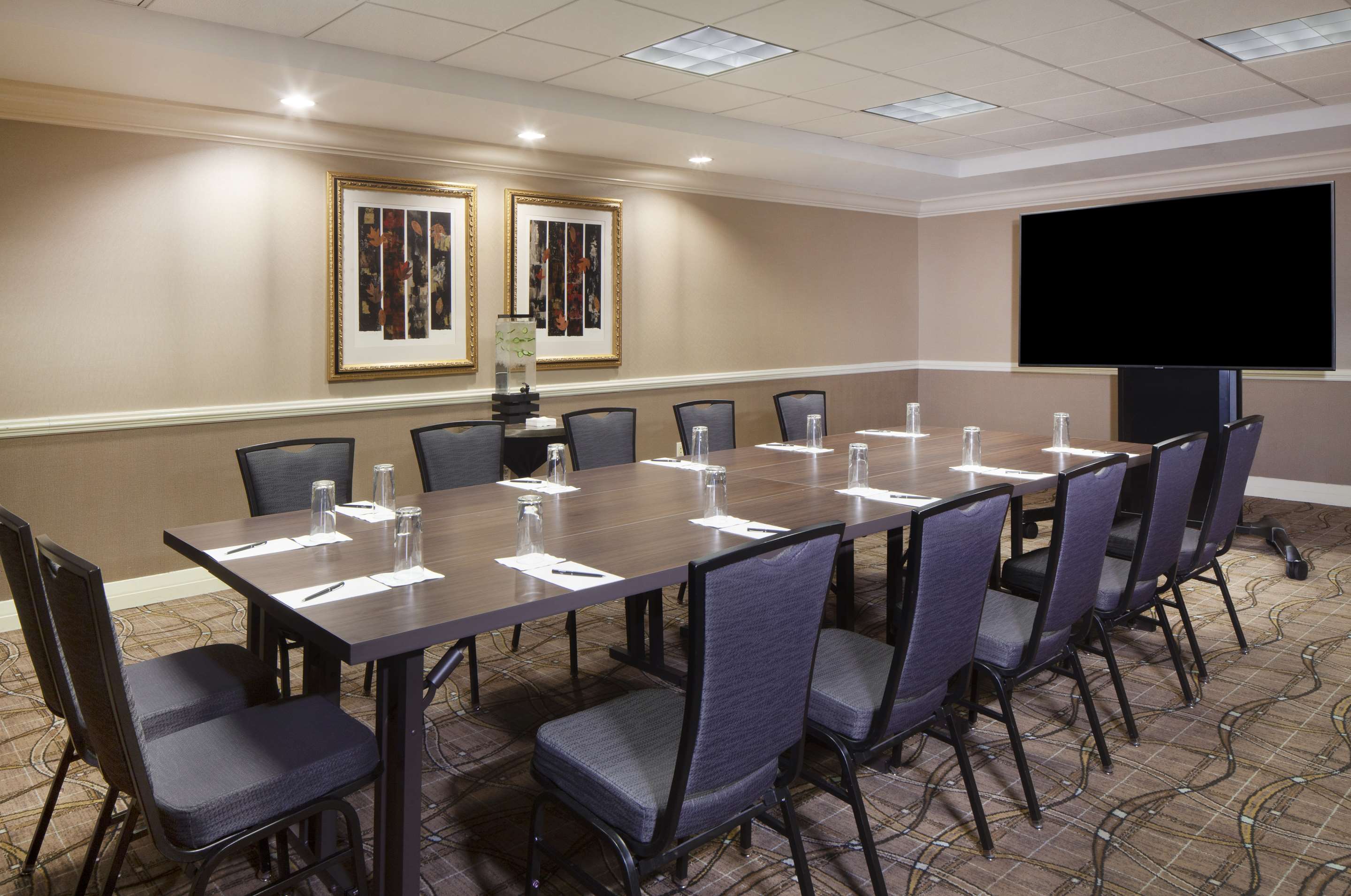Meeting Room | Hilton Alexandria Old Town