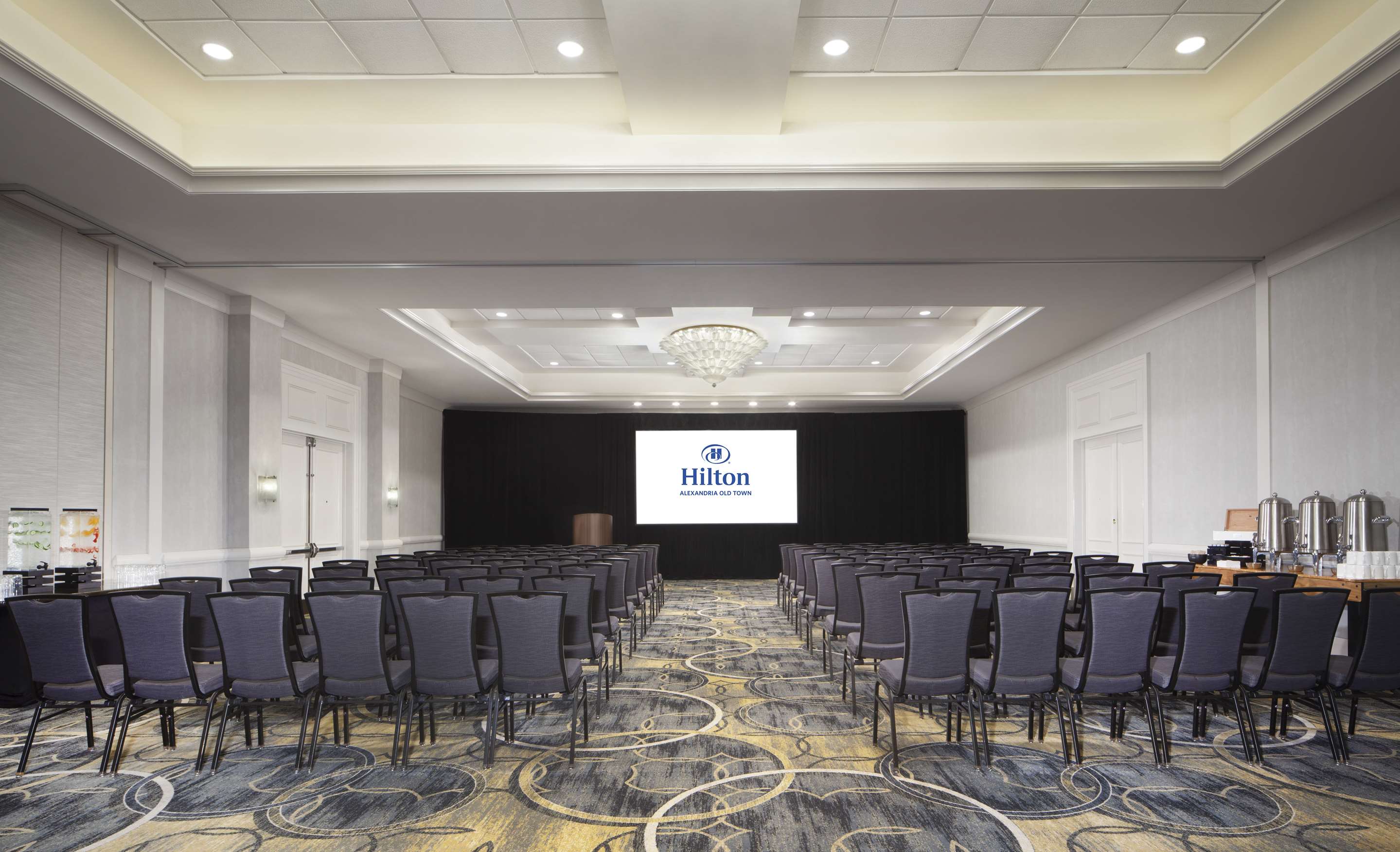 Meeting Room | Hilton Alexandria Old Town