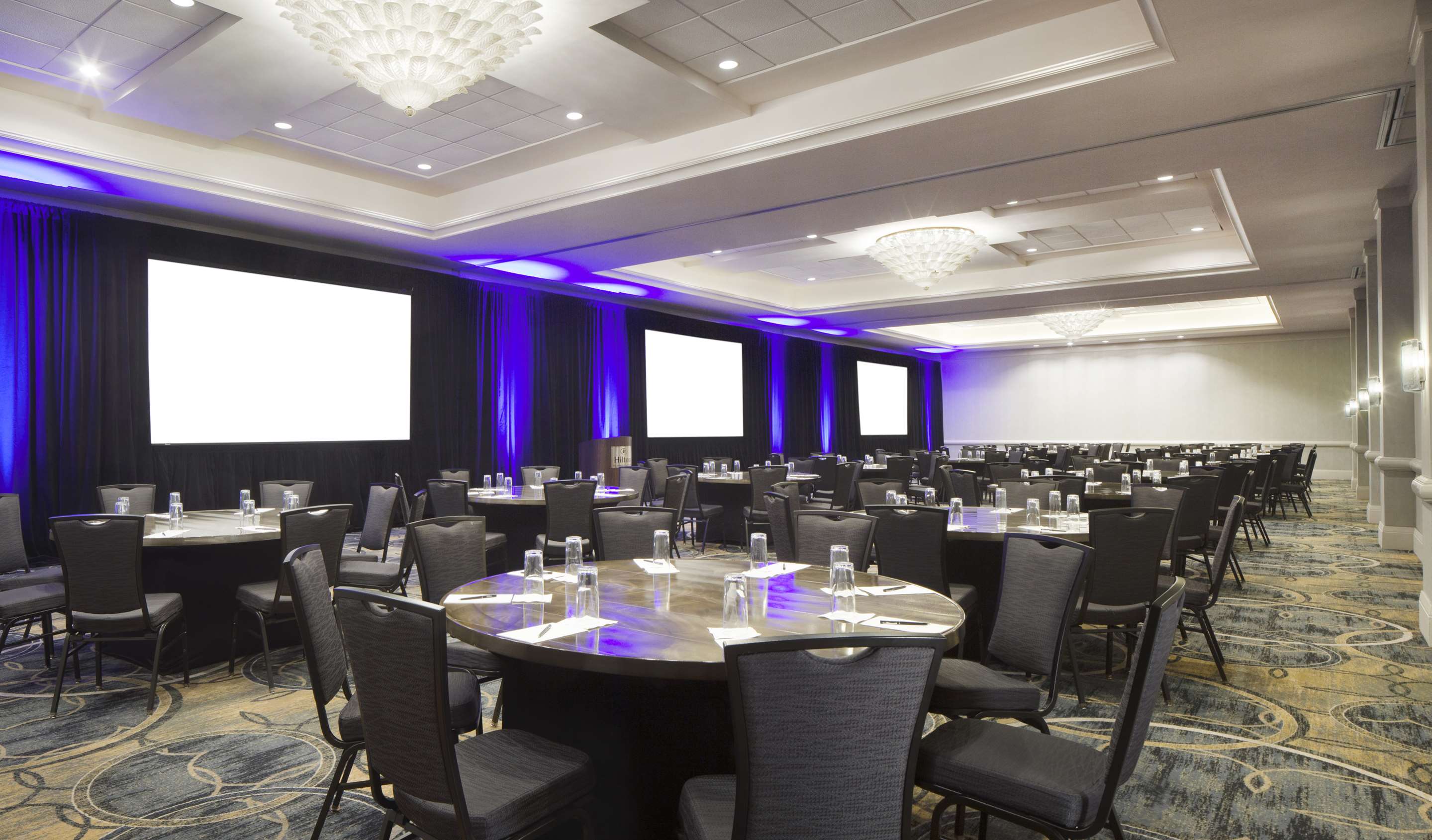 Meeting Room | Hilton Alexandria Old Town