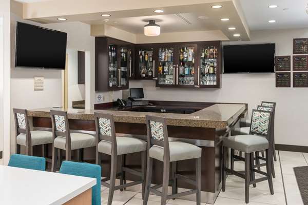 Bar - Hilton Garden Inn North Silver Spring