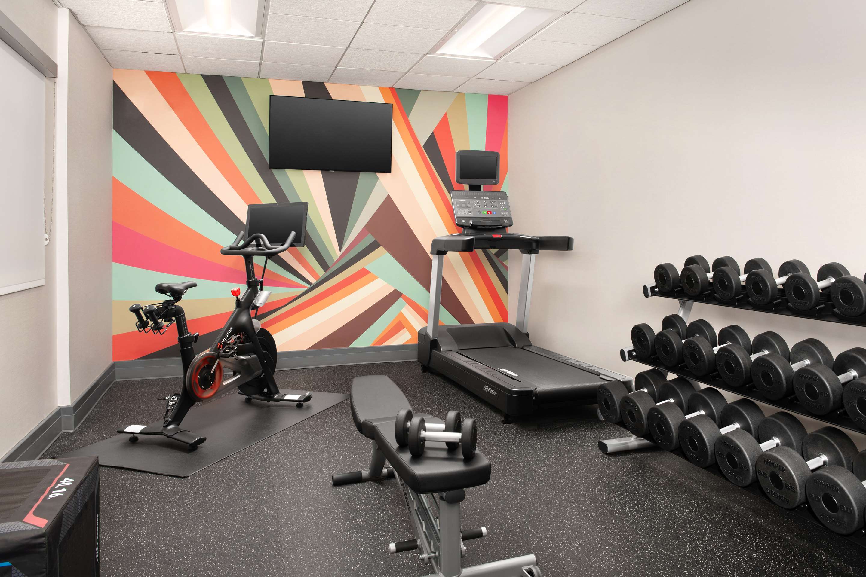 Health club fitness center gym | Hilton Garden Inn Solomons