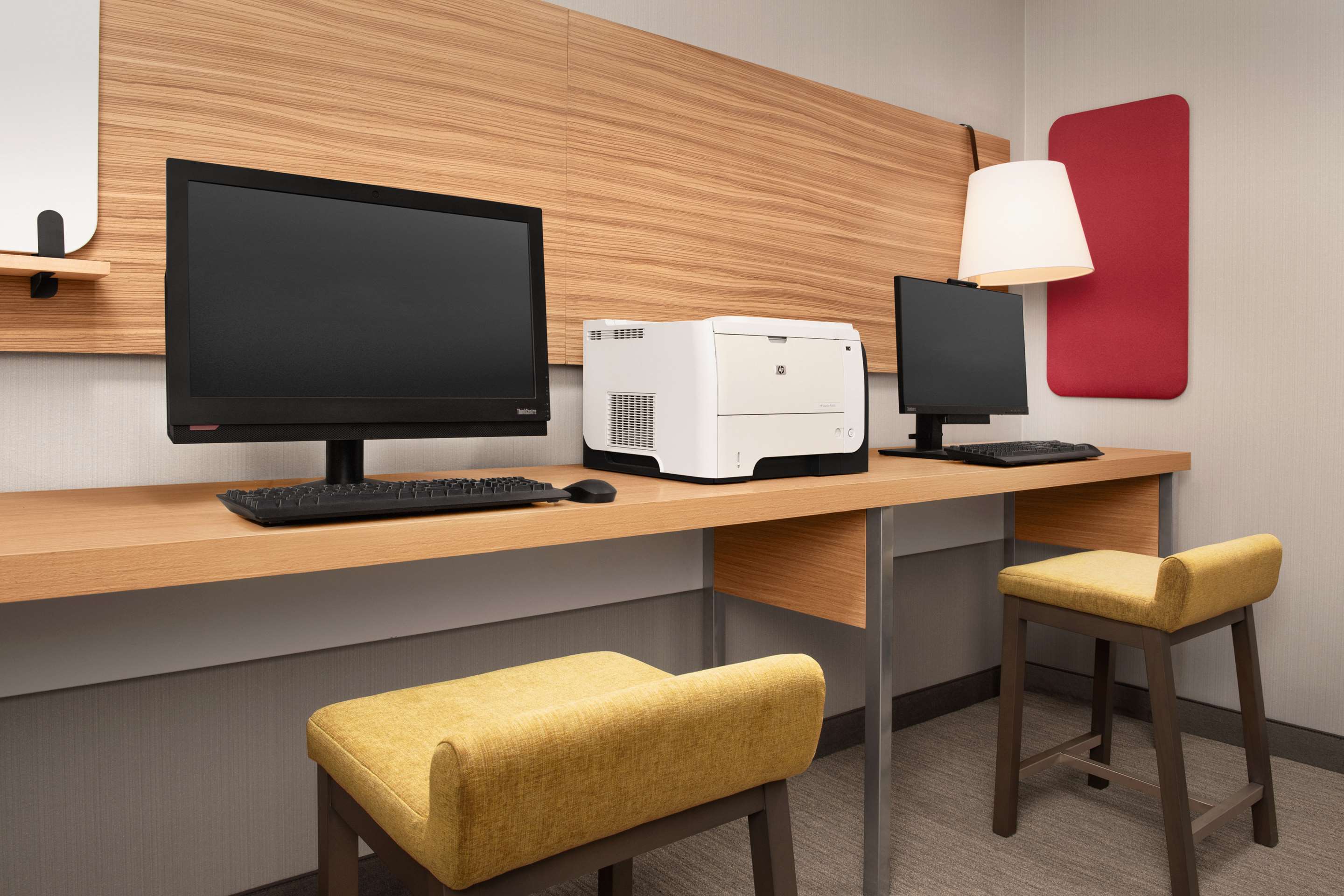 Business Center | Hilton Garden Inn Solomons