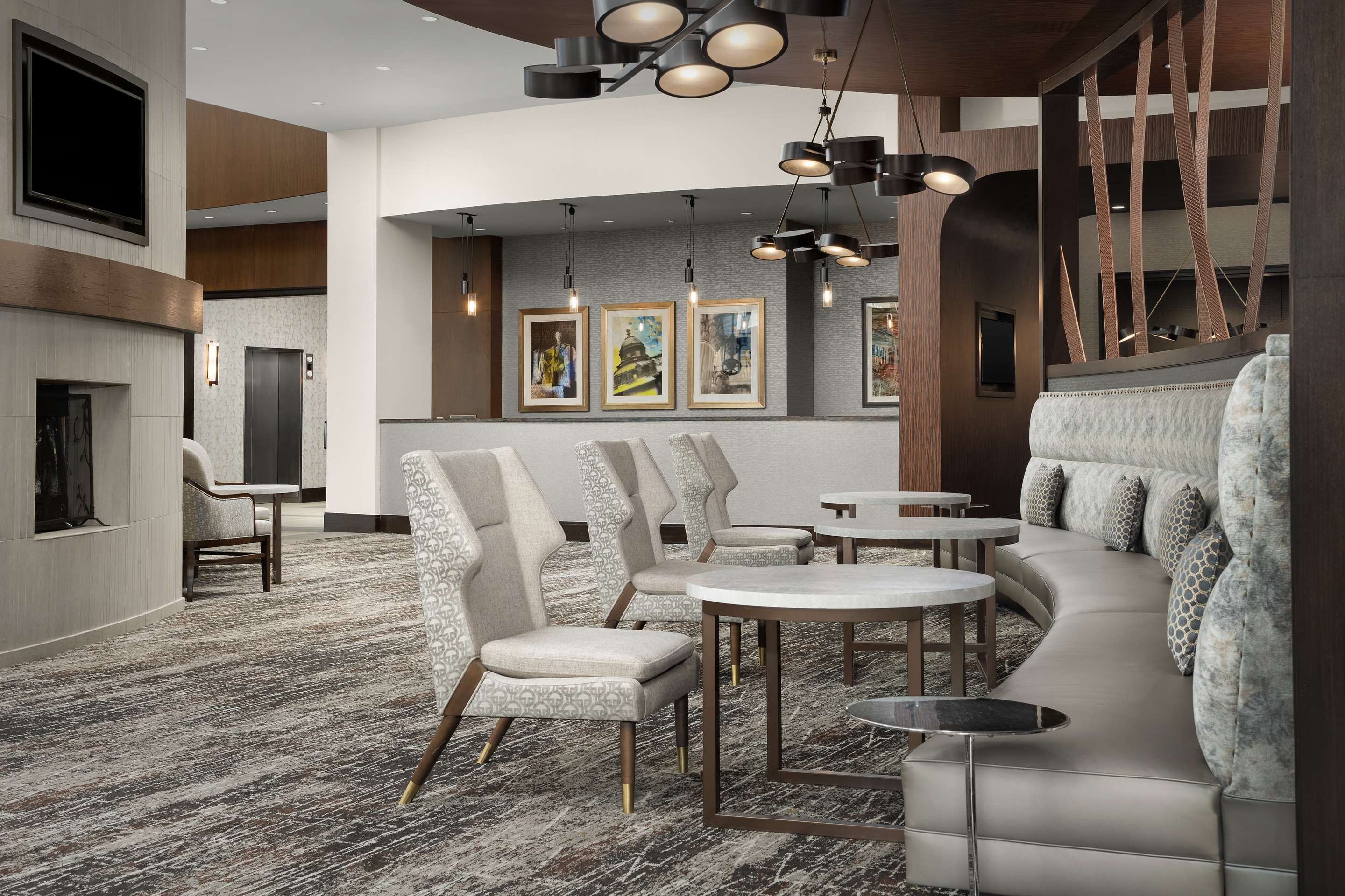 Lobby | Embassy Suites by Hilton Springfield