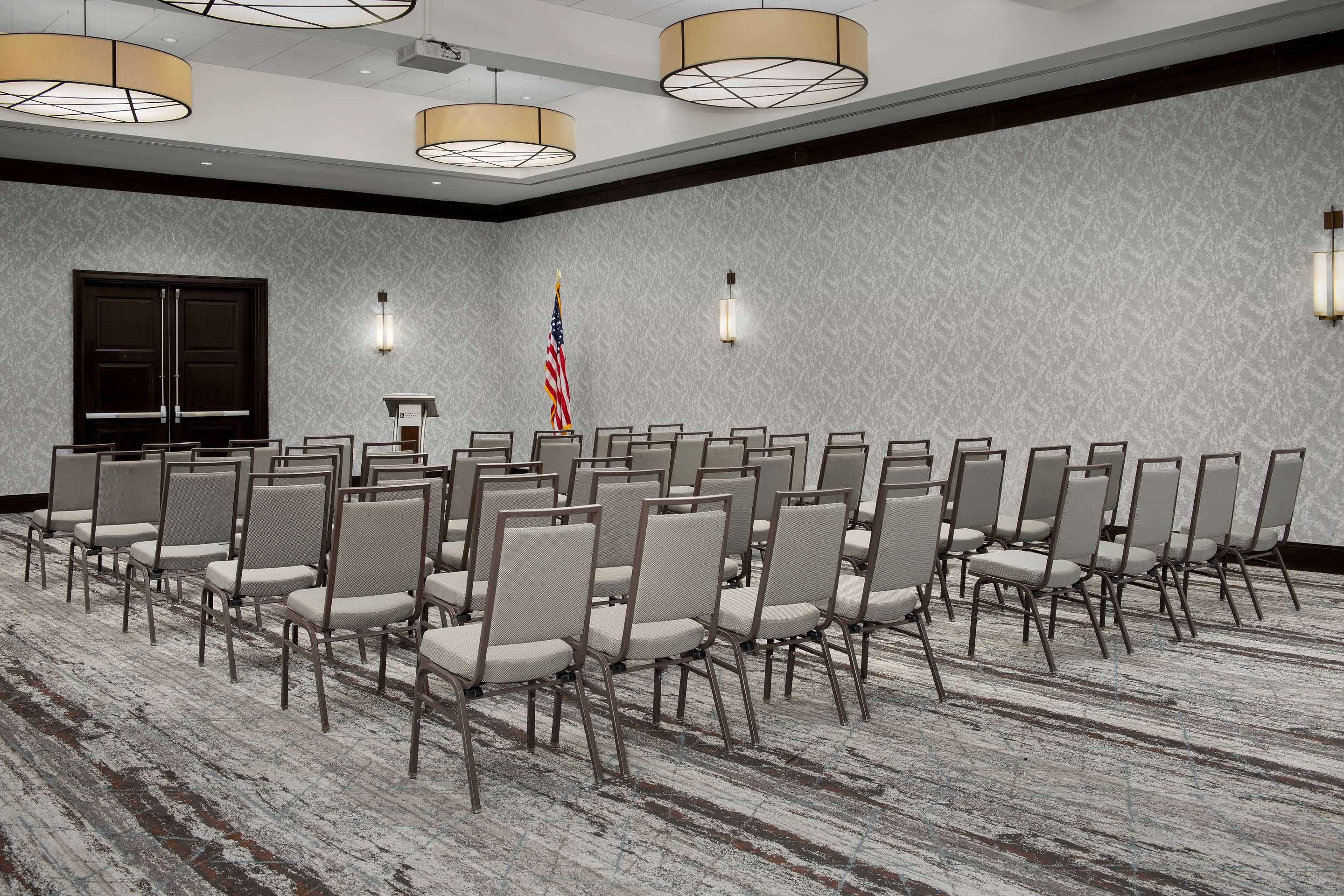 Meeting Room | Embassy Suites by Hilton Springfield
