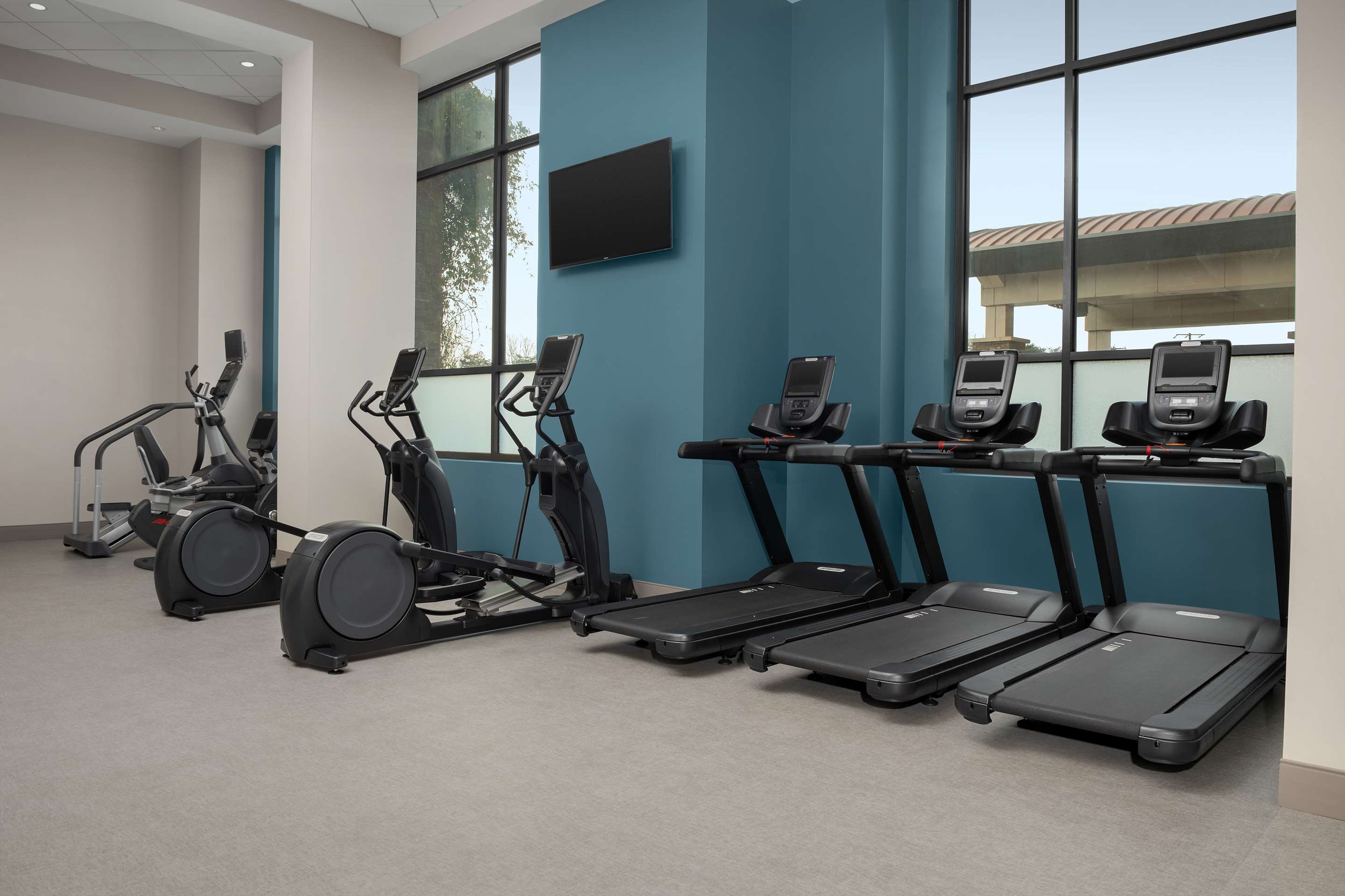 Health club fitness center gym | Embassy Suites by Hilton Springfield