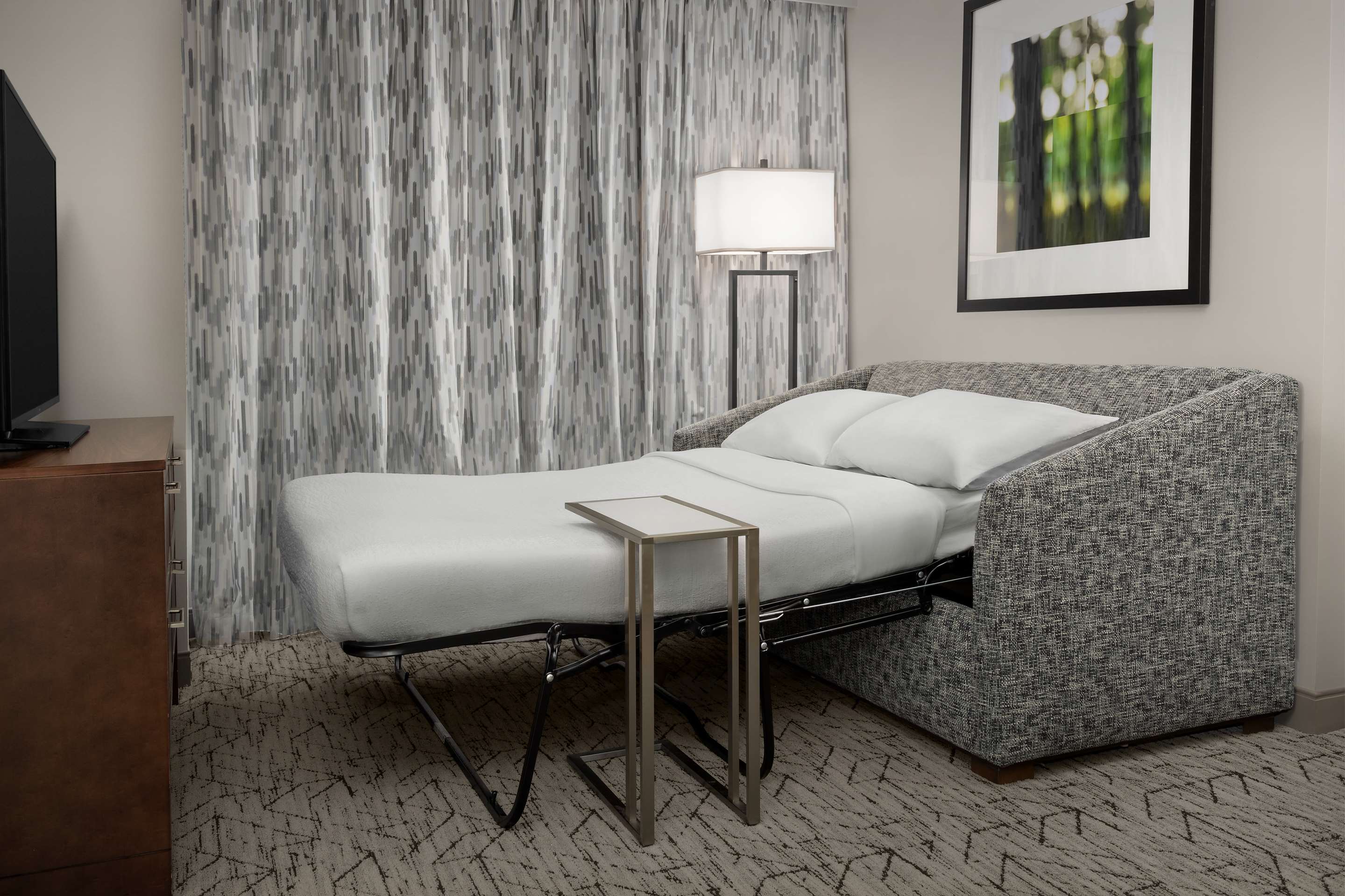 Guest room