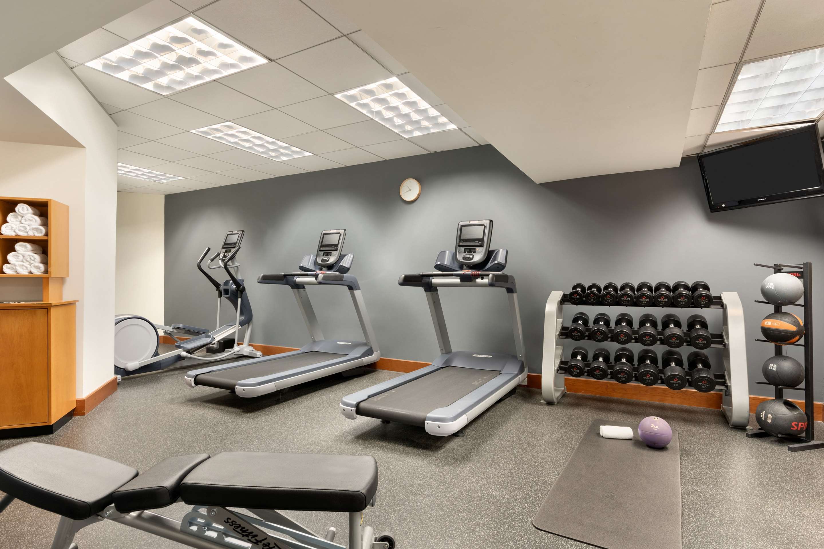 Health club fitness center gym | Hilton Garden Inn Tysons Corner