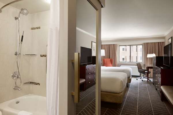  - Hilton Hotel Arlington & Towers - I-66, Exit 71