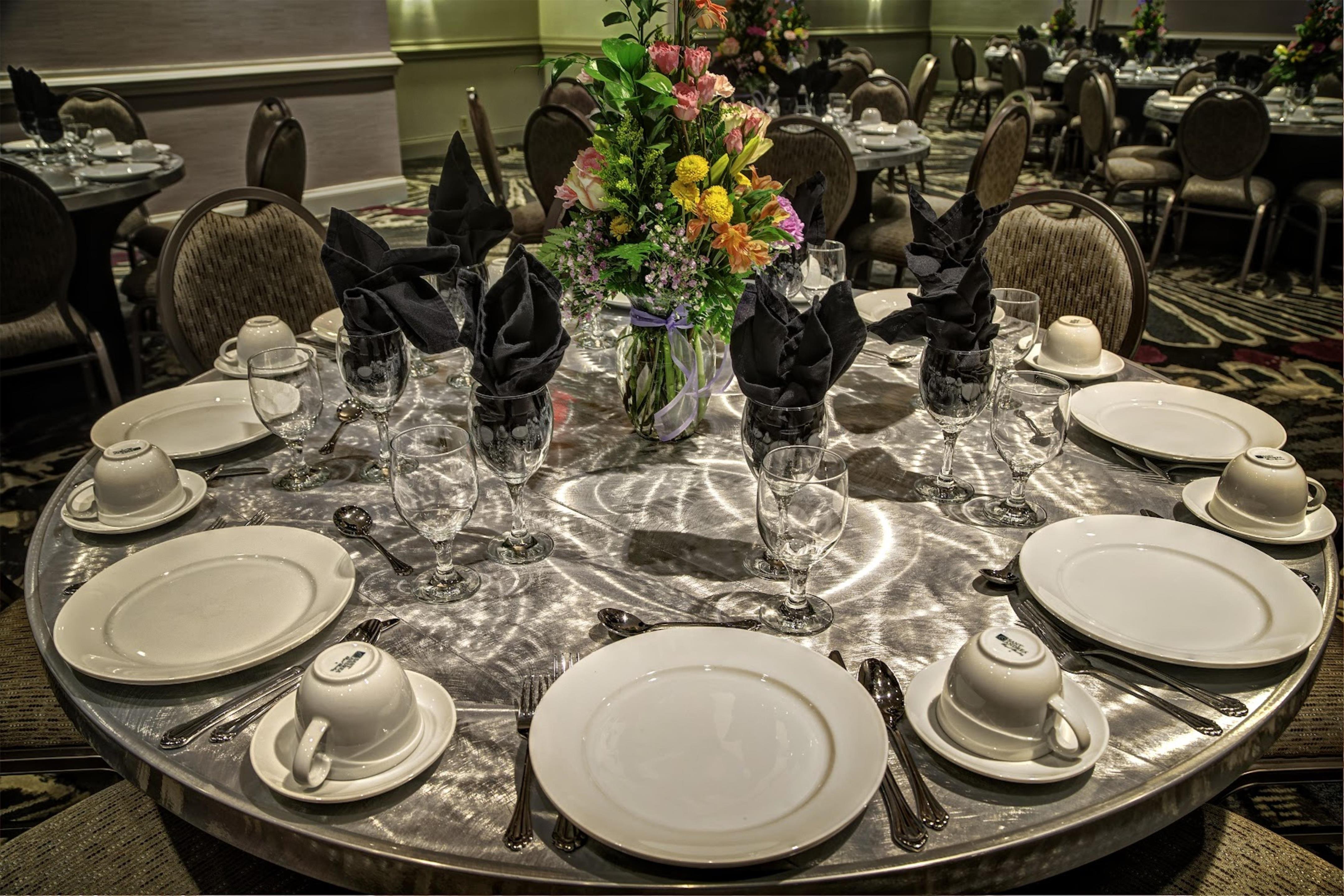 Meeting Room | DoubleTree by Hilton Hotel Decatur Riverfront