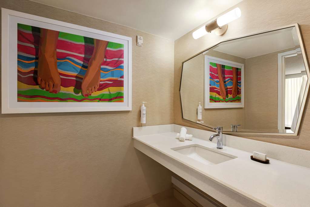 Embassy Suites Deerfield Beach - Resort & Spa - Tap to explore photos