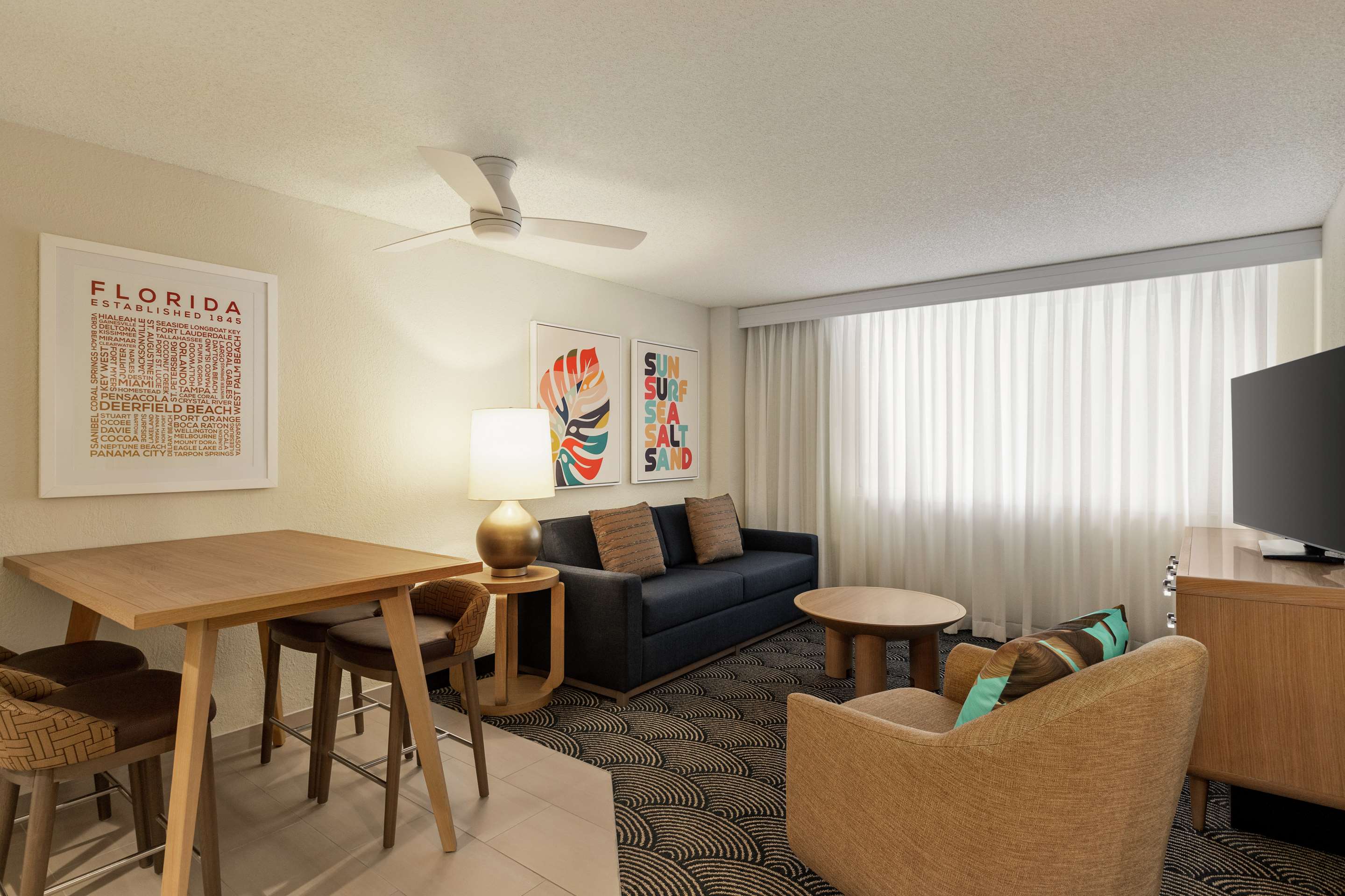 Guest room