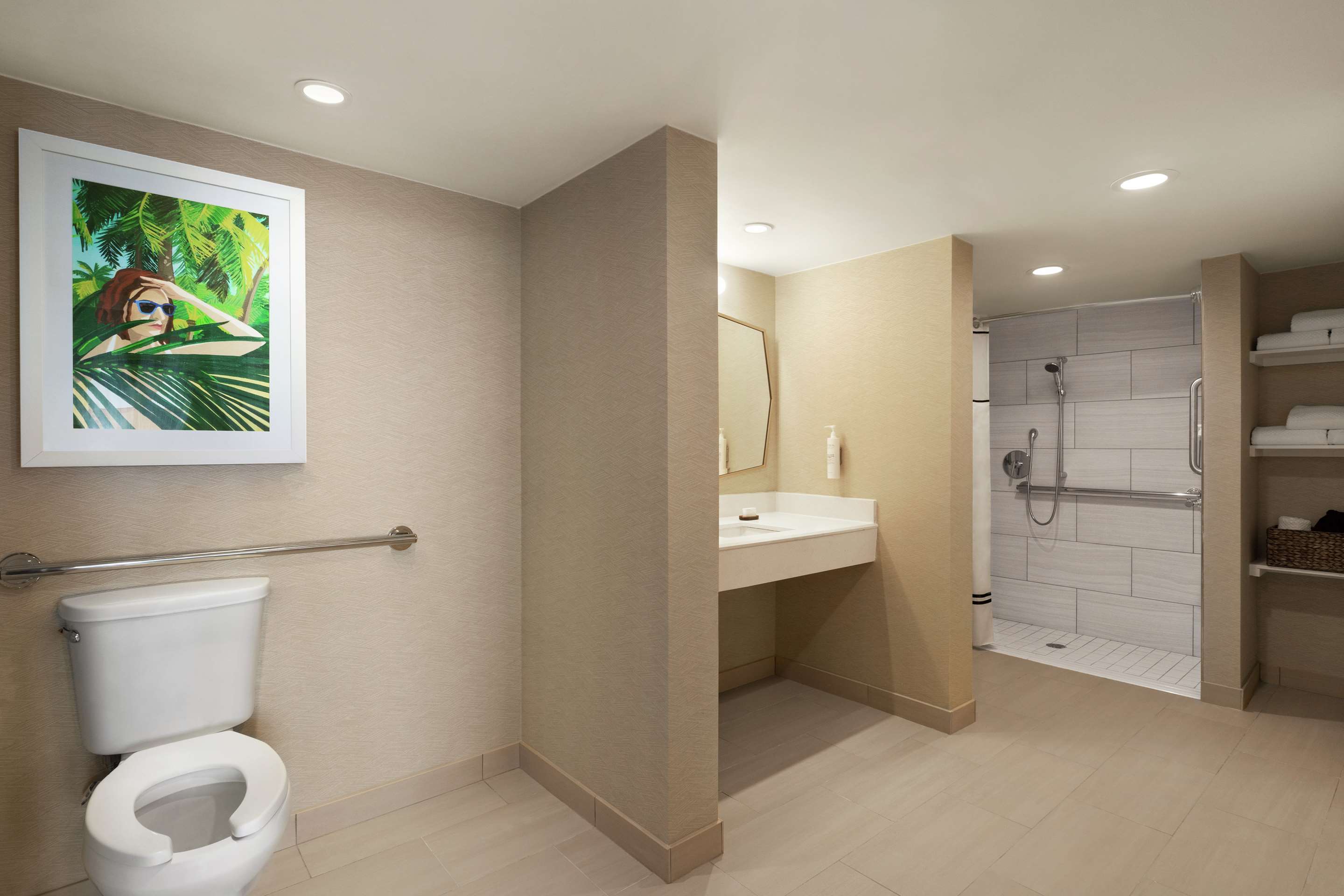 Guest room bath