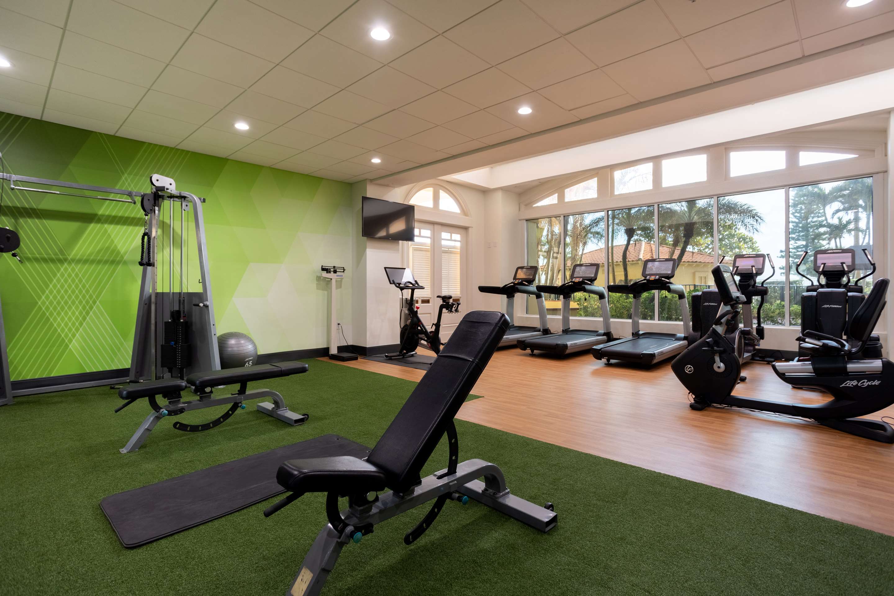 Health club fitness center gym | Embassy Suites Deerfield Beach - Resort & Spa